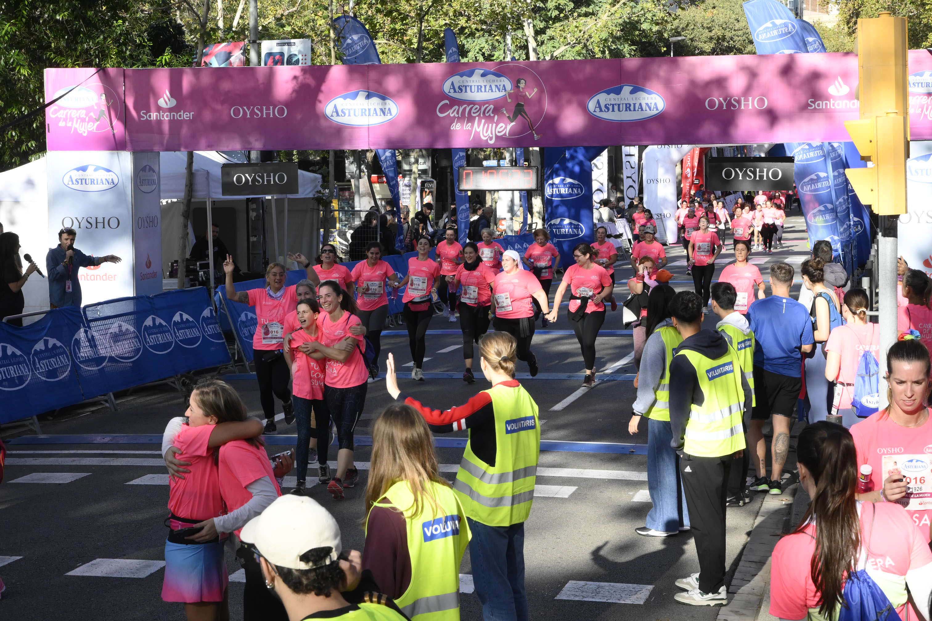 Las mejores fotos de la Carrera de la Mujer de Barcelona 2023. 5038