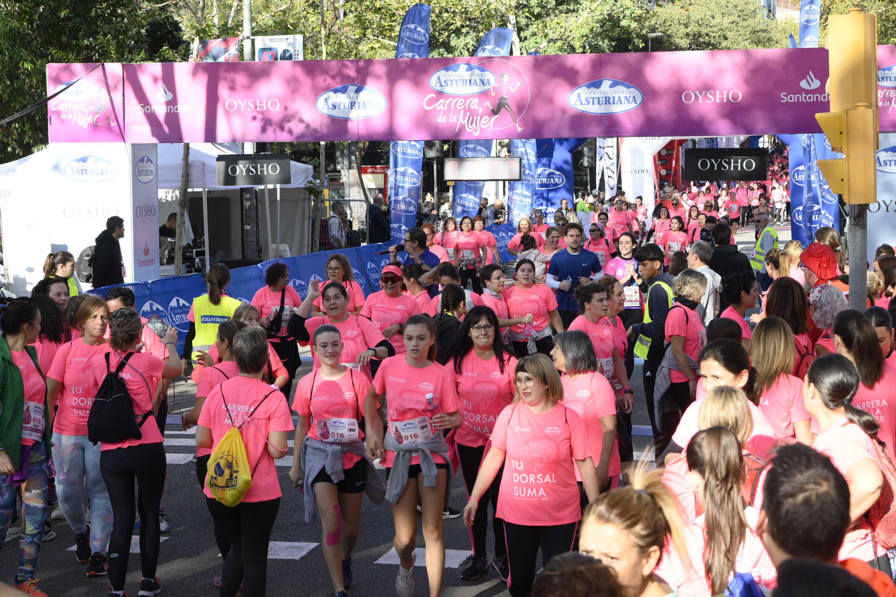 Las mejores fotos de la Carrera de la Mujer de Barcelona 2023. 5638