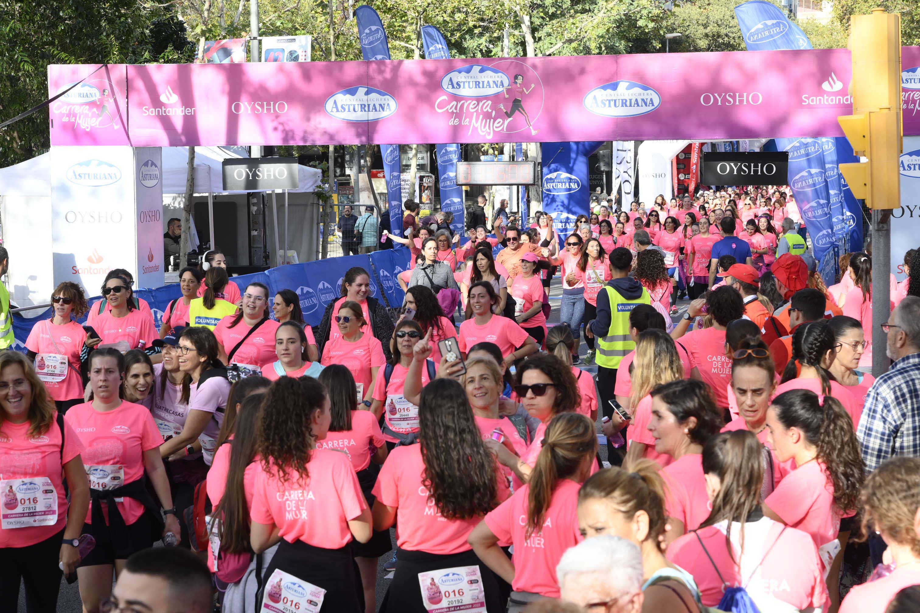 Las mejores fotos de la Carrera de la Mujer de Barcelona 2023. 5880