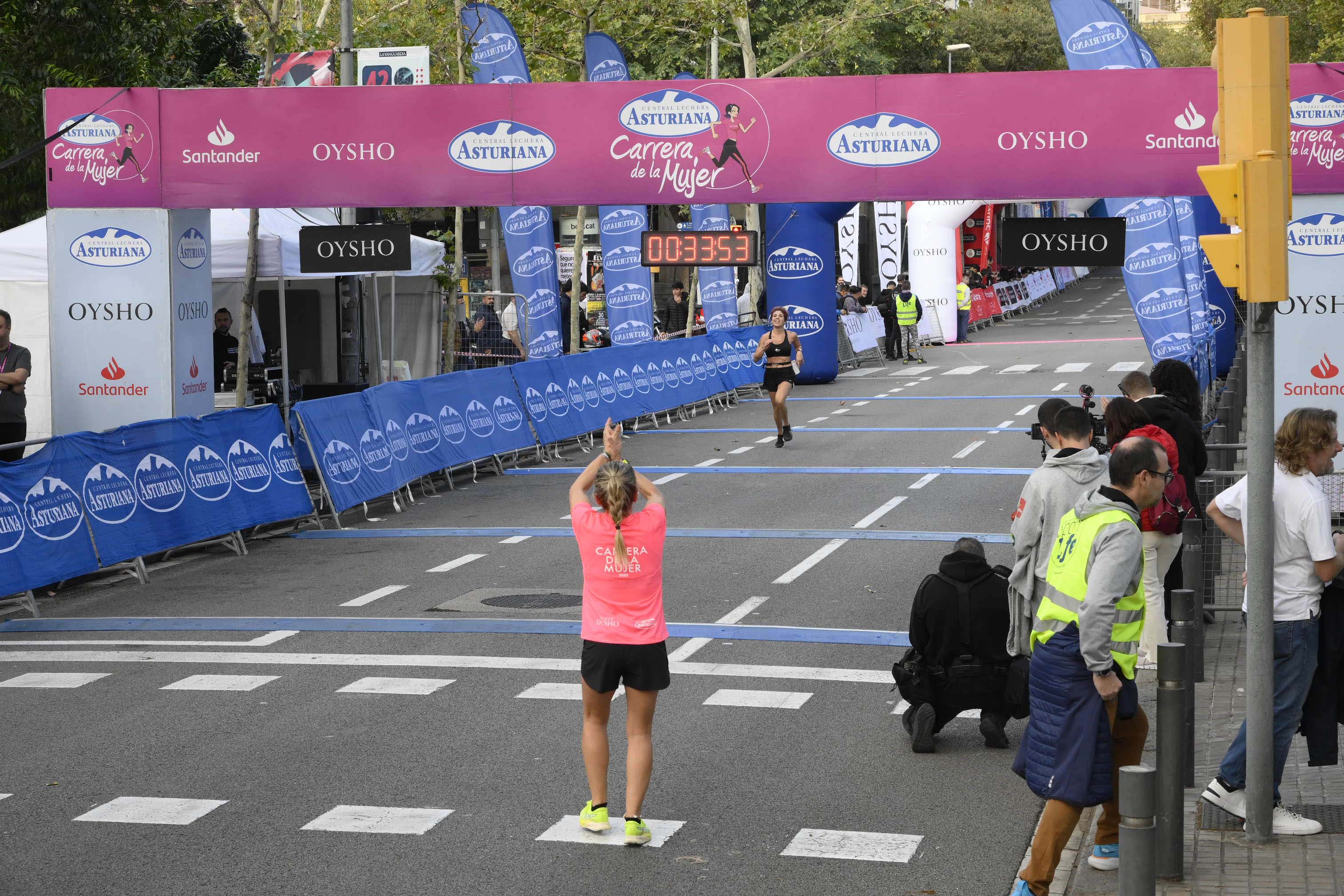 Las mejores fotos de la Carrera de la Mujer de Barcelona 2023. 4105