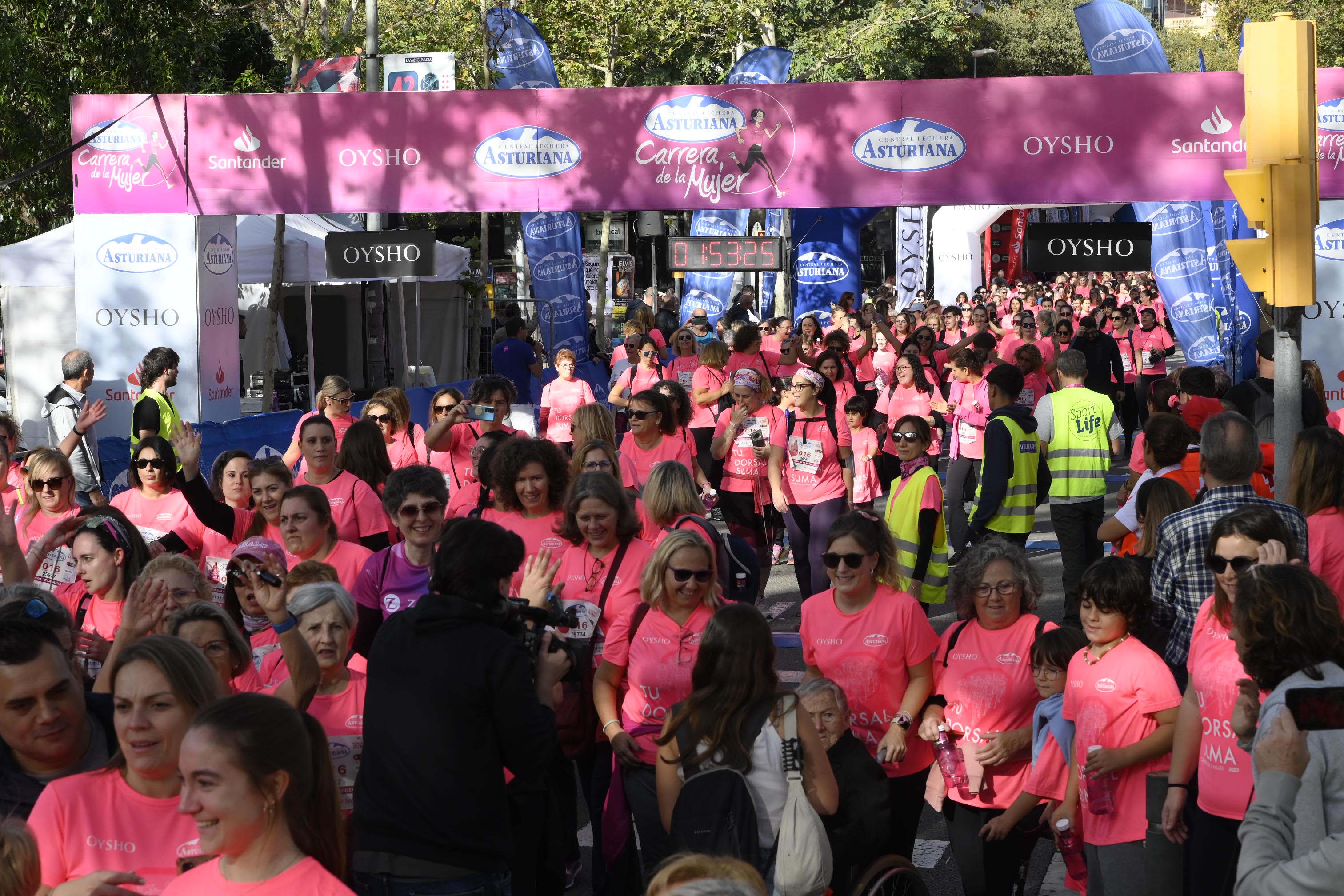 Las mejores fotos de la Carrera de la Mujer de Barcelona 2023. 6391