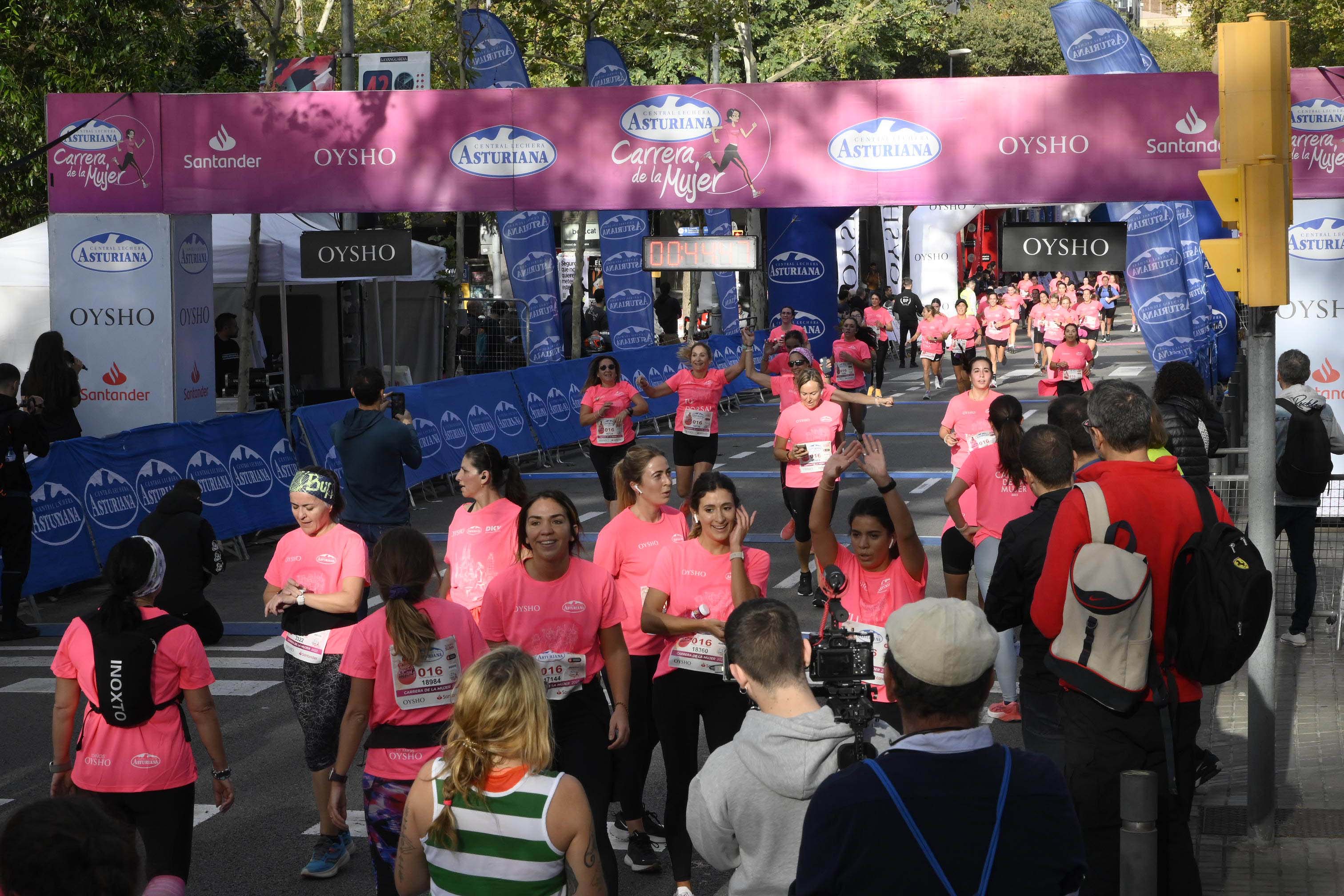Las mejores fotos de la Carrera de la Mujer de Barcelona 2023. 4420