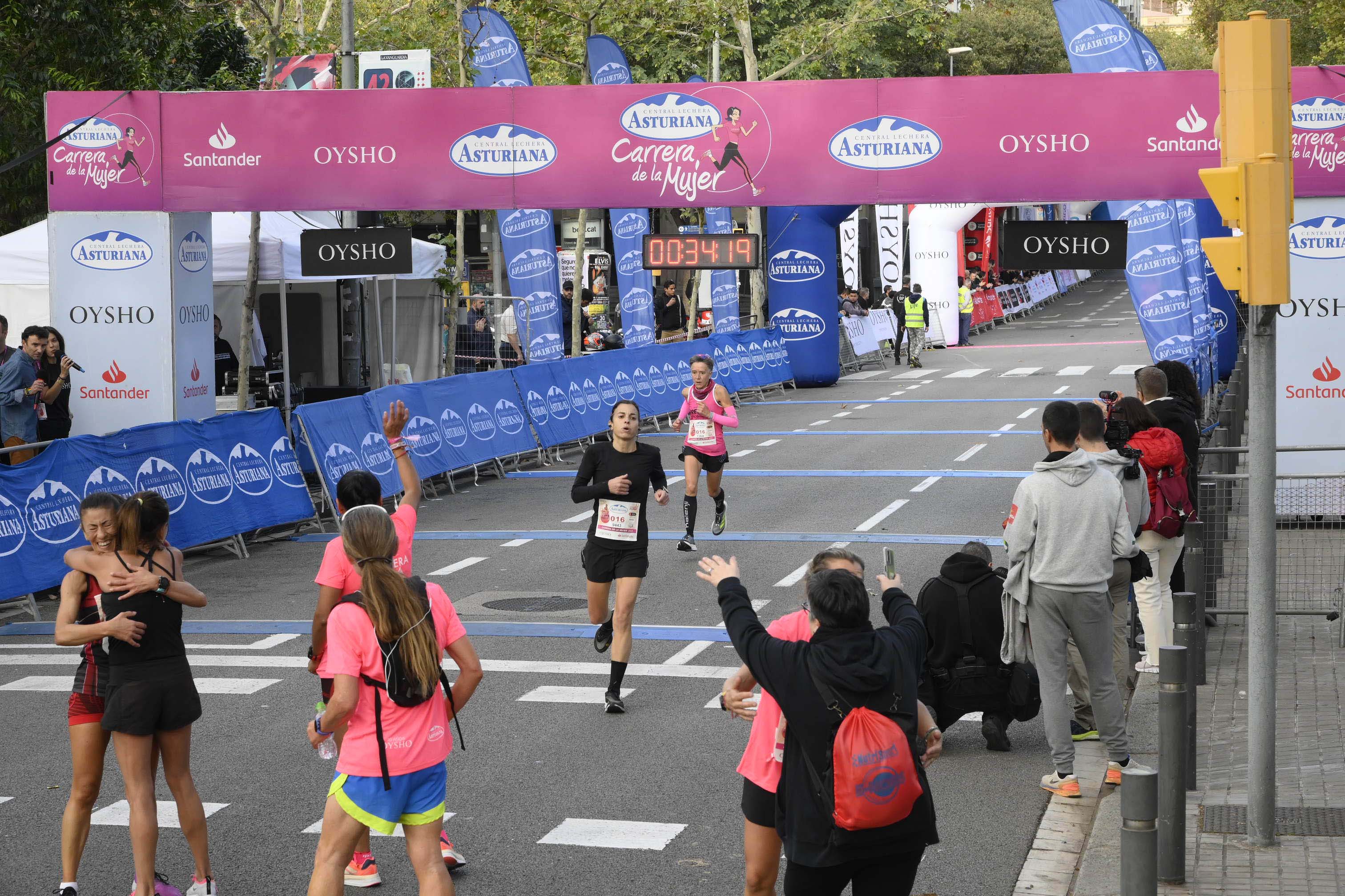 Las mejores fotos de la Carrera de la Mujer de Barcelona 2023. 4118