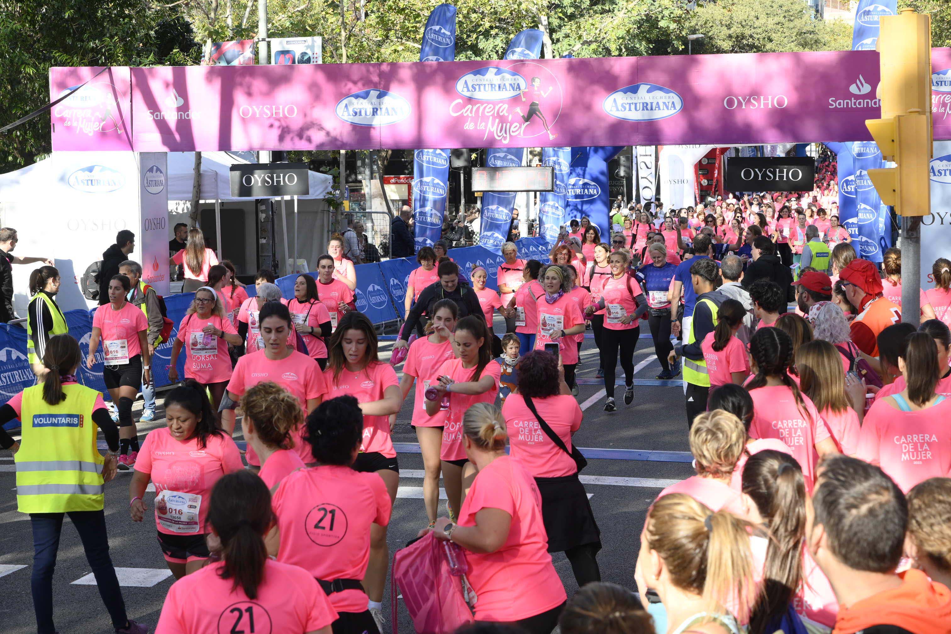 Las mejores fotos de la Carrera de la Mujer de Barcelona 2023. 5655