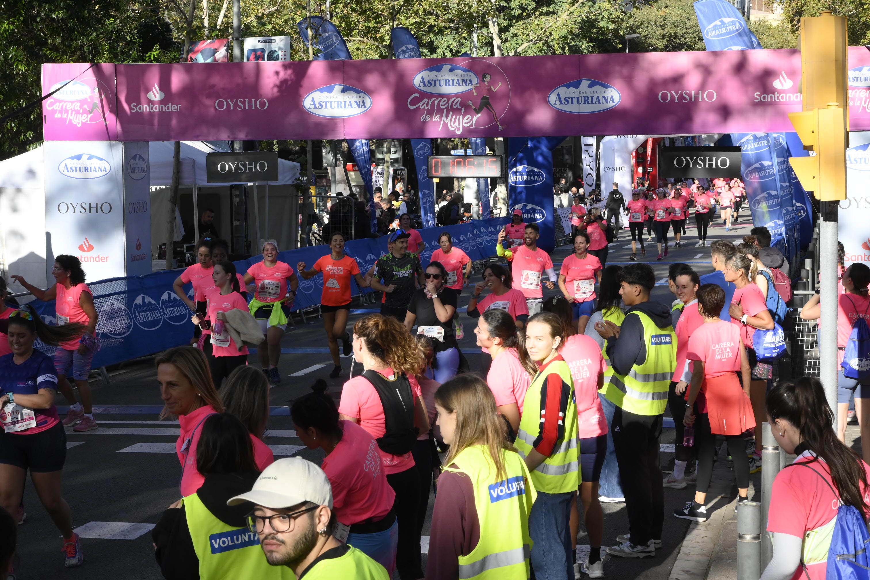 Las mejores fotos de la Carrera de la Mujer de Barcelona 2023. 5064