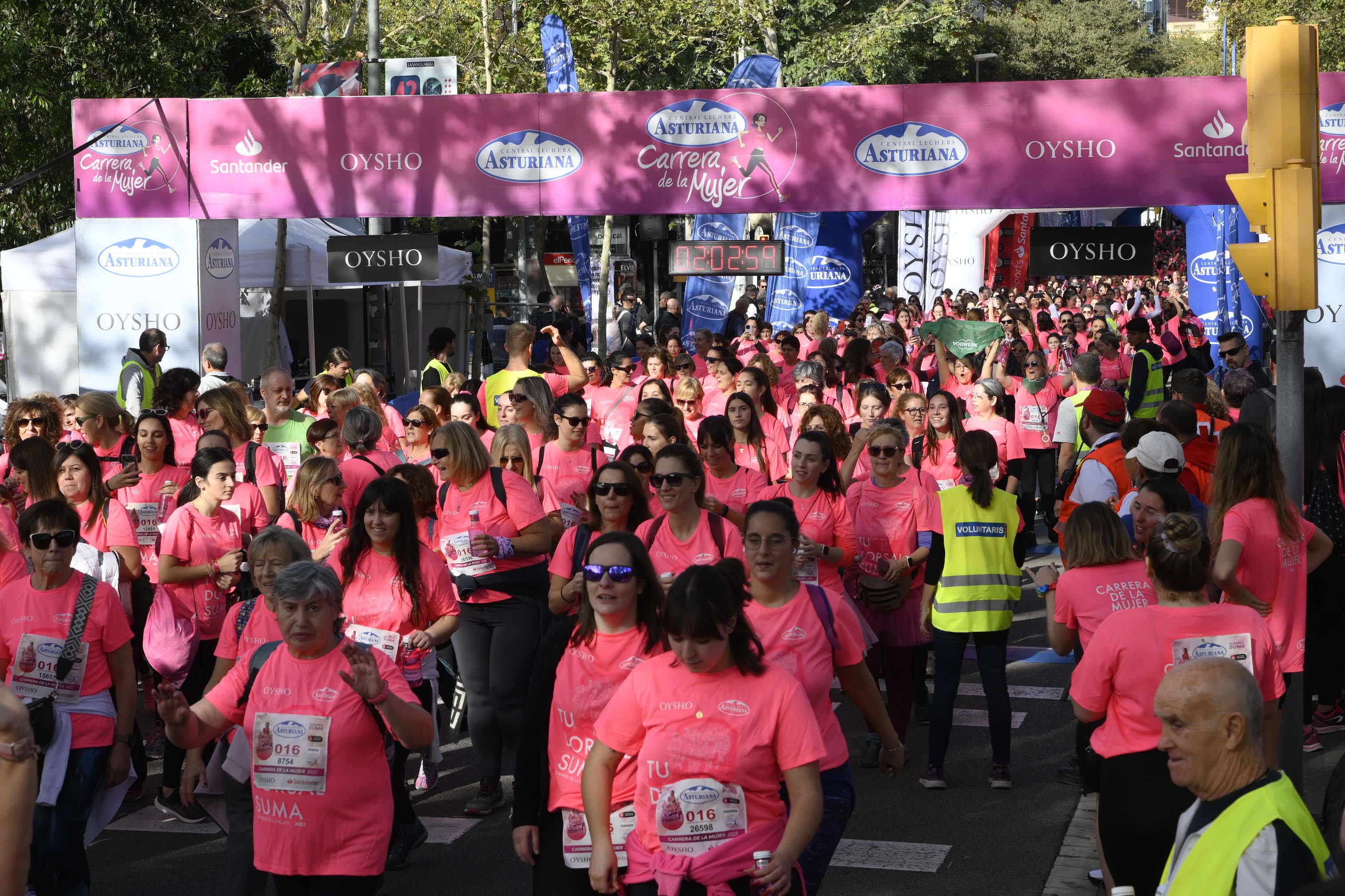 Las mejores fotos de la Carrera de la Mujer de Barcelona 2023. 6659