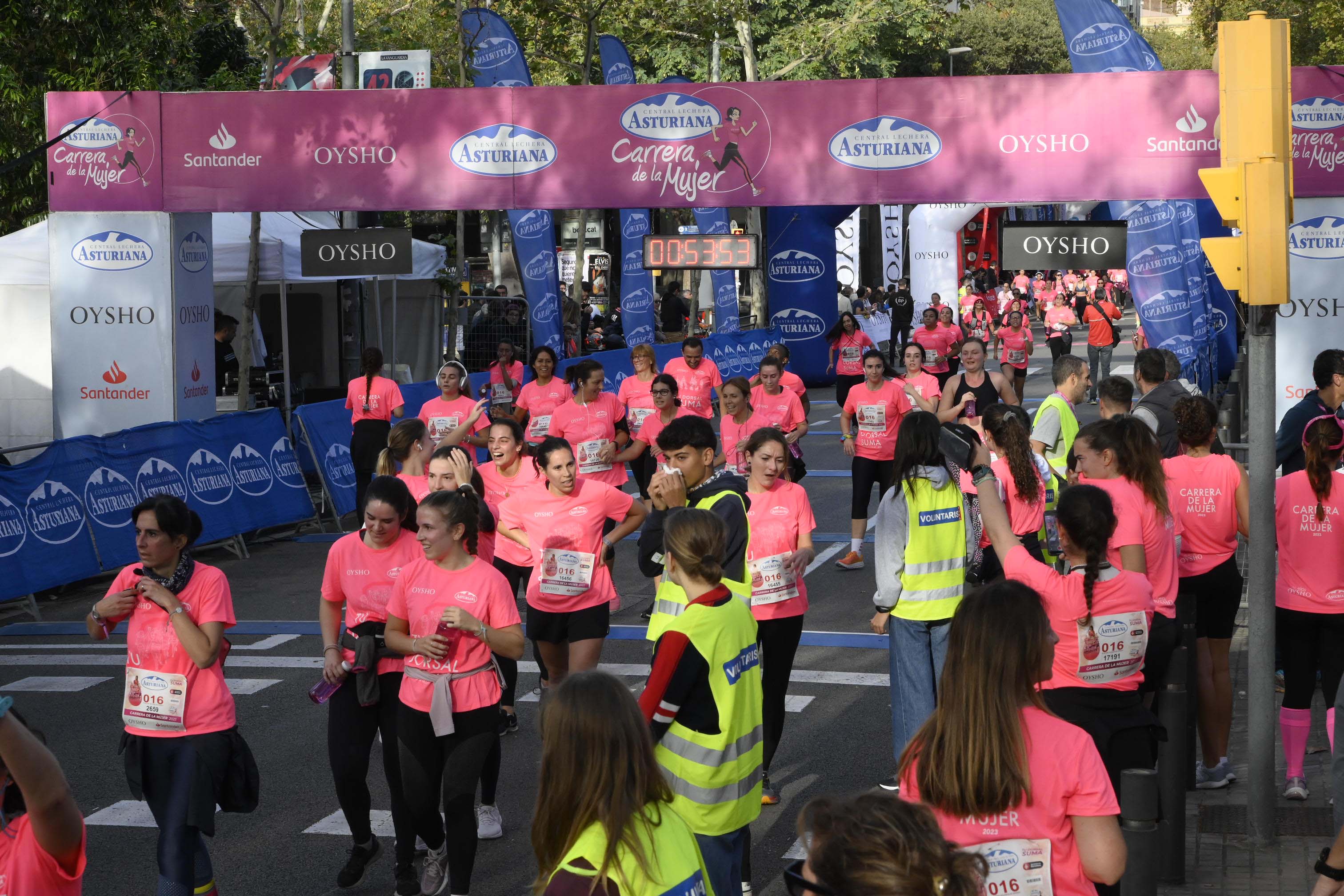 Las mejores fotos de la Carrera de la Mujer de Barcelona 2023. 4693