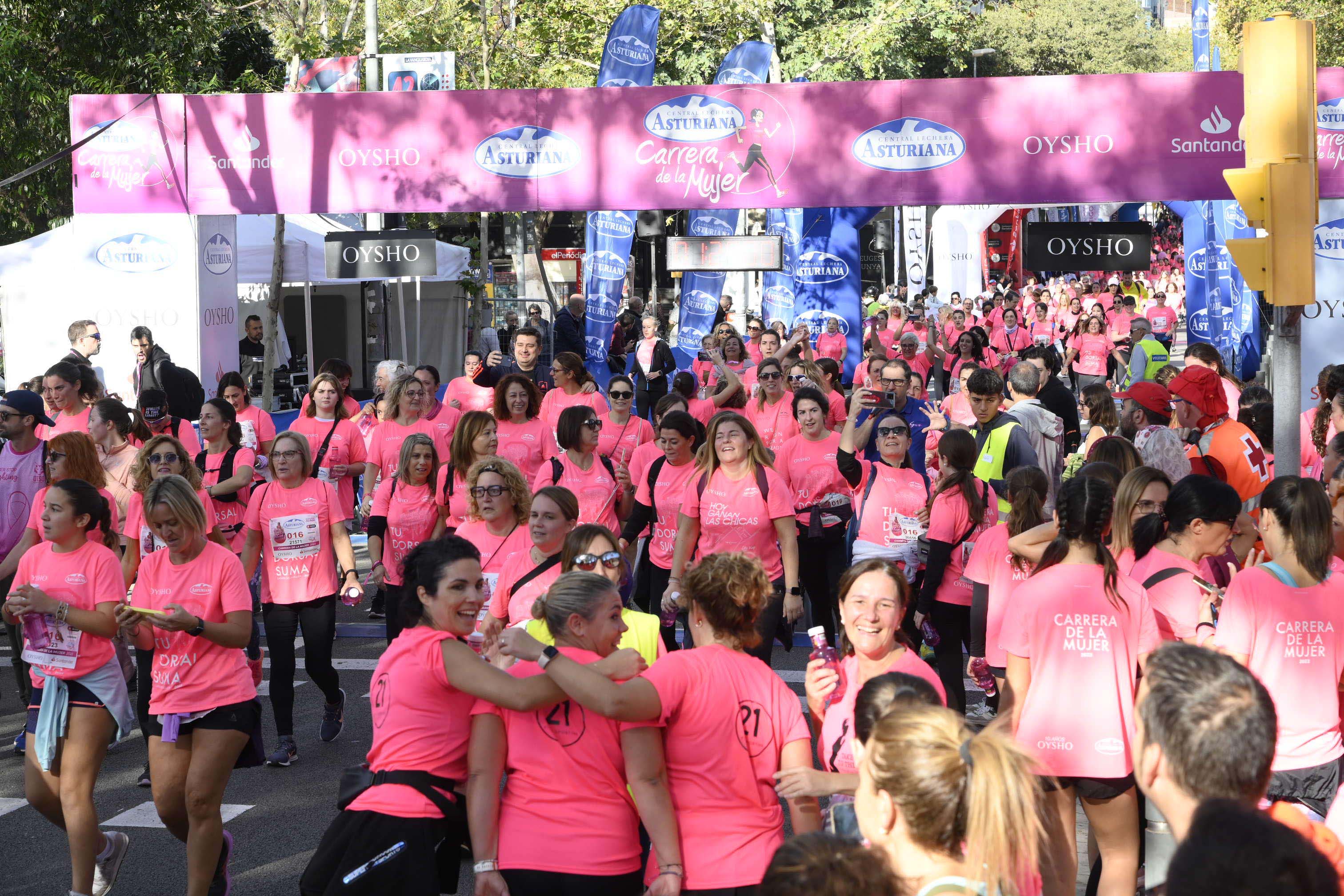 Las mejores fotos de la Carrera de la Mujer de Barcelona 2023. 5673