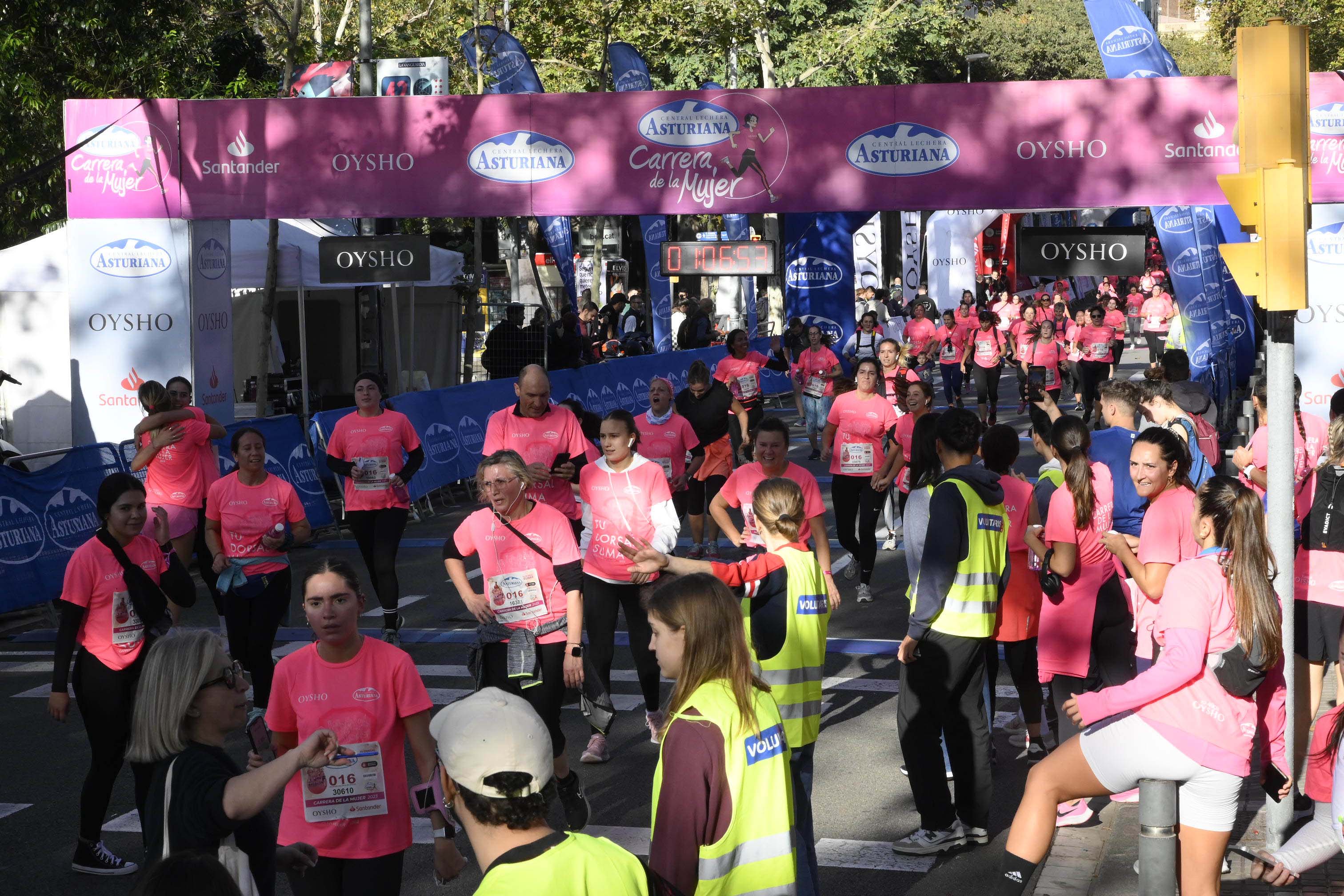Las mejores fotos de la Carrera de la Mujer de Barcelona 2023. 5083