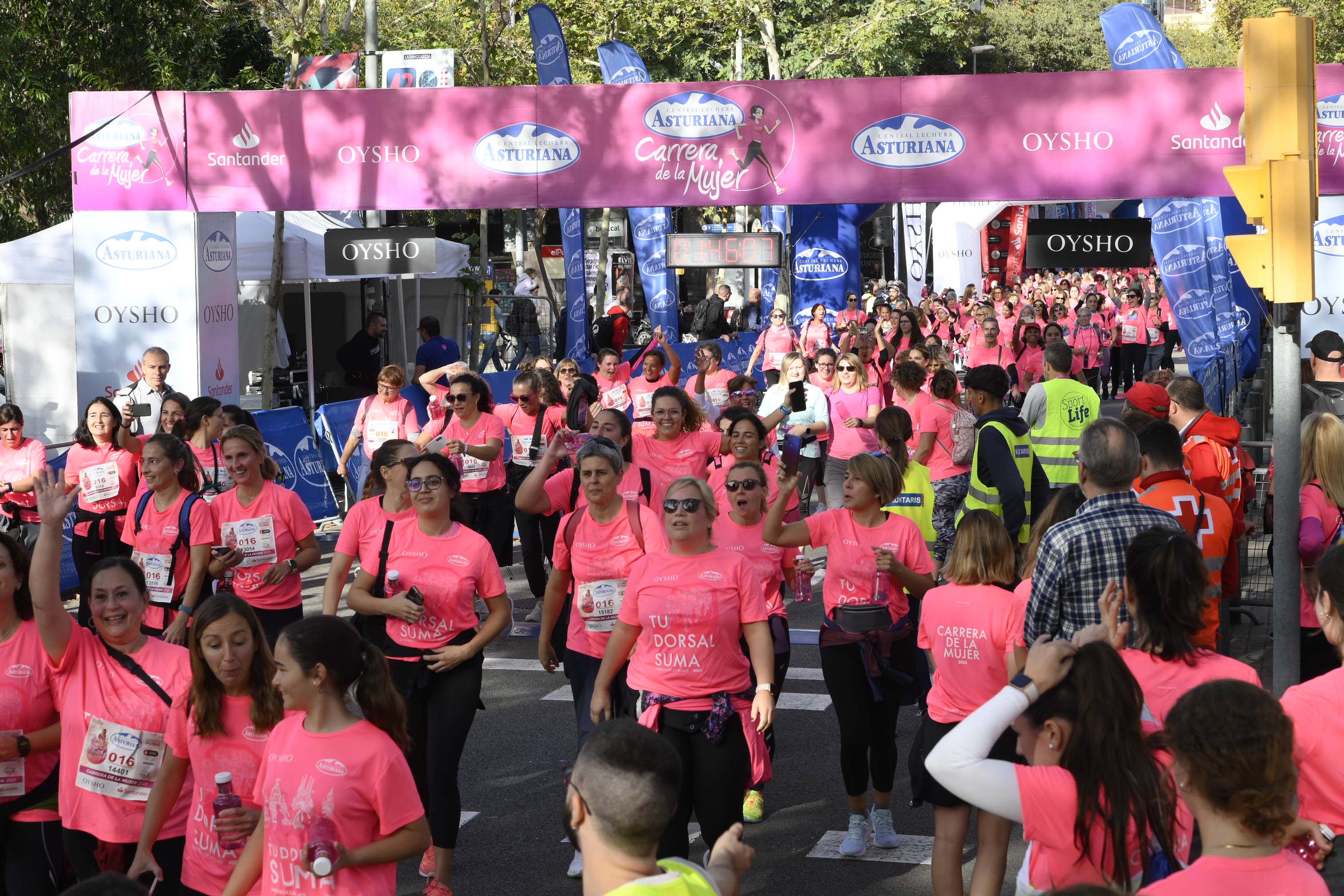 Las mejores fotos de la Carrera de la Mujer de Barcelona 2023. 6176
