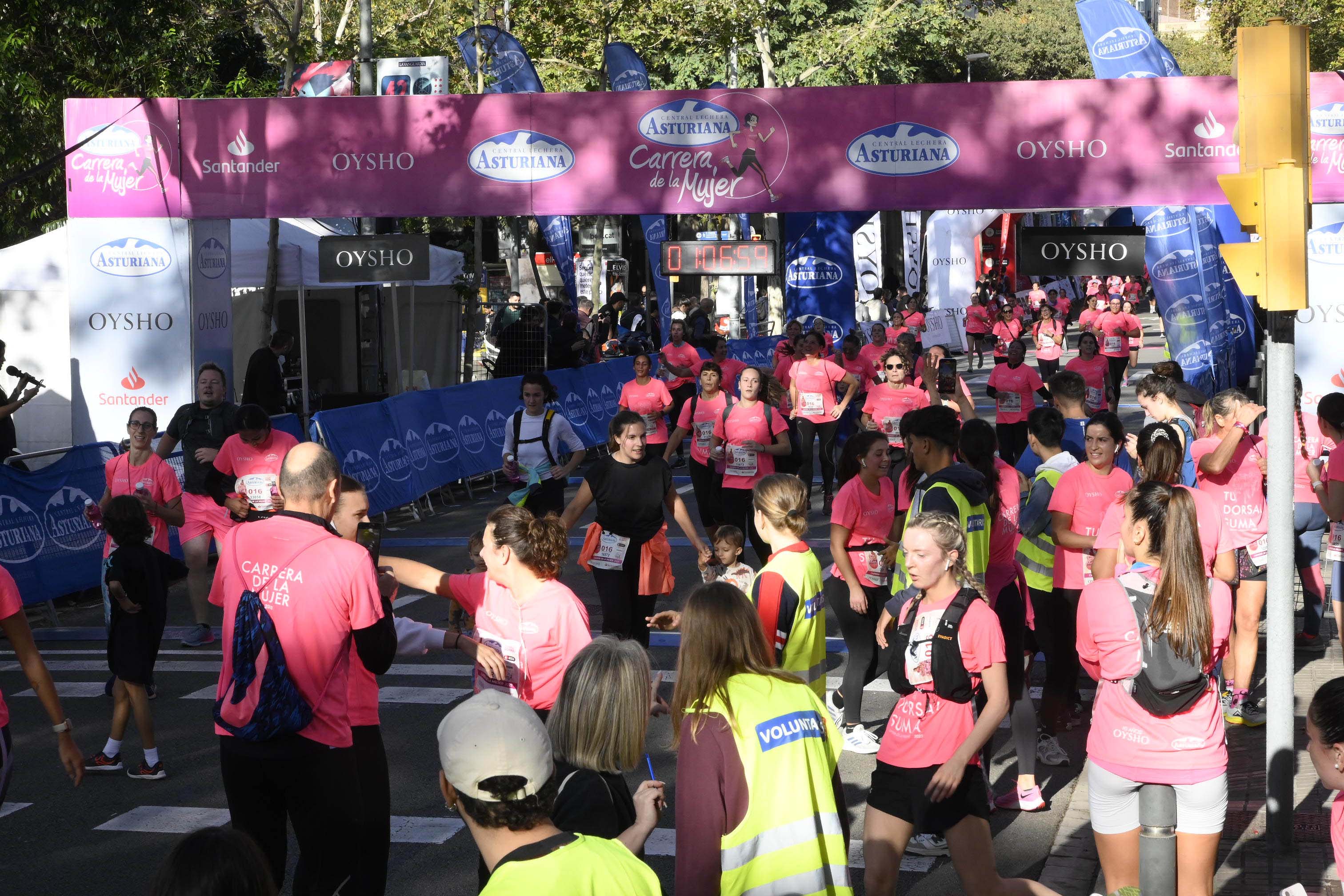 Las mejores fotos de la Carrera de la Mujer de Barcelona 2023. 5086