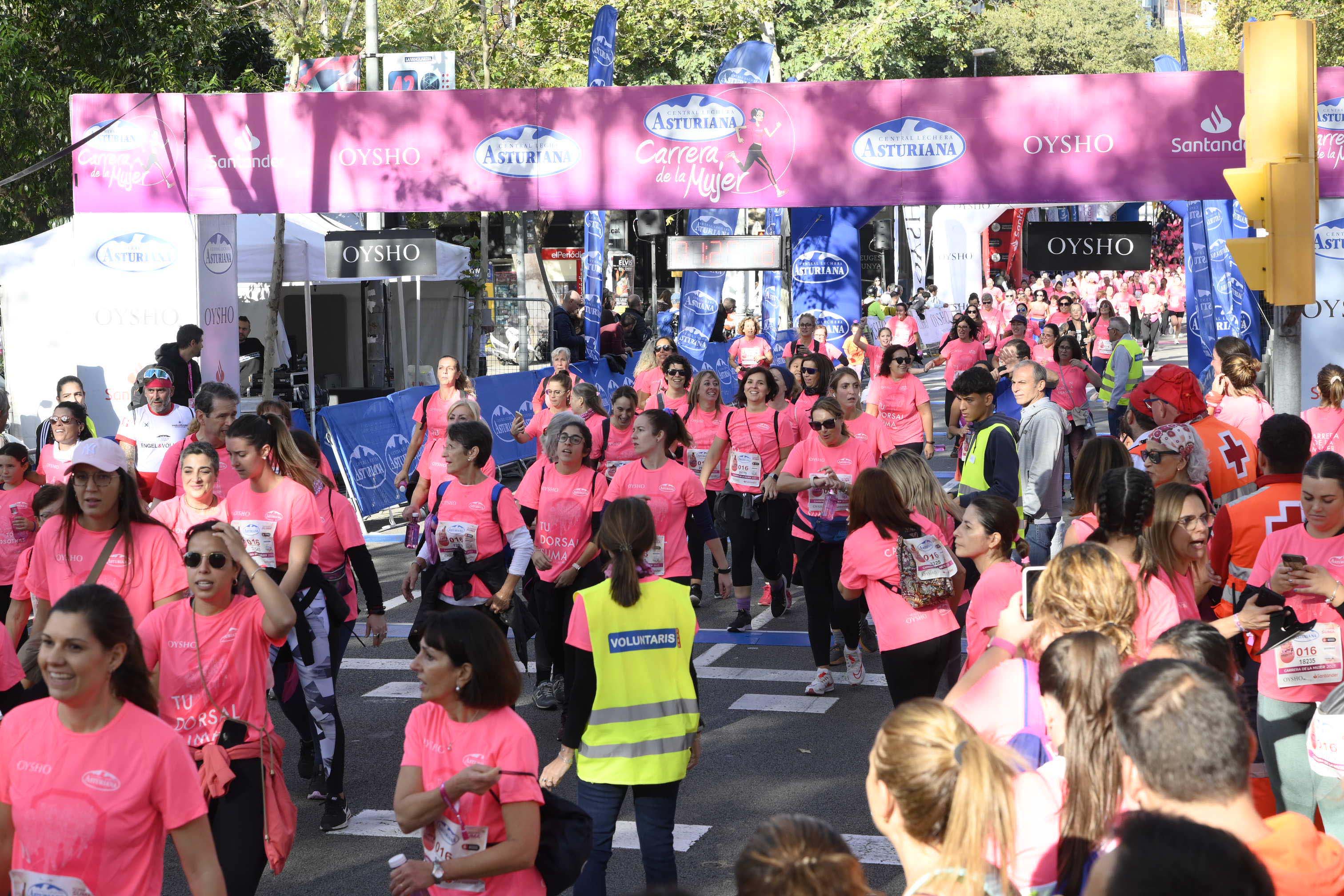 Las mejores fotos de la Carrera de la Mujer de Barcelona 2023. 5682
