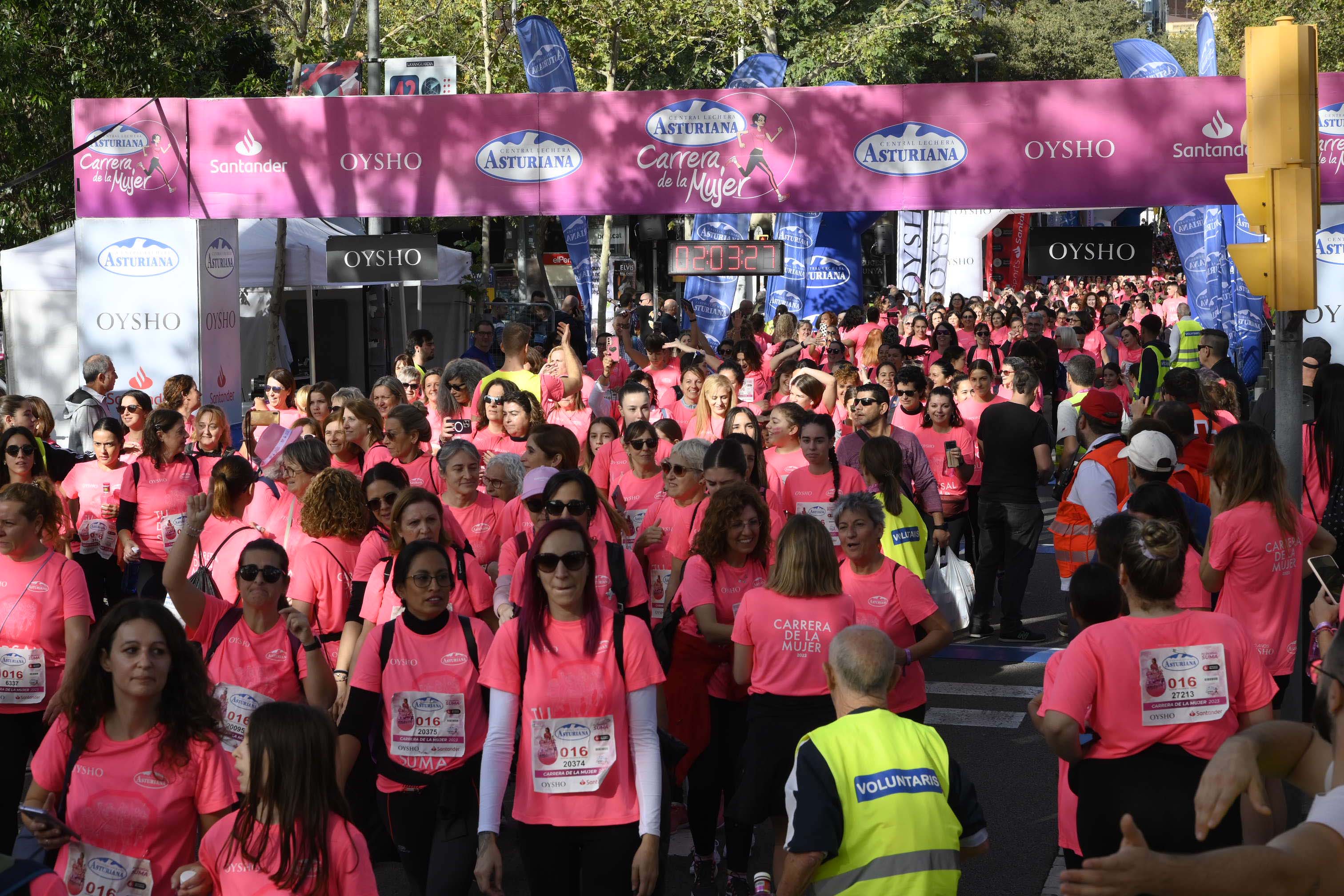 Las mejores fotos de la Carrera de la Mujer de Barcelona 2023. 6673