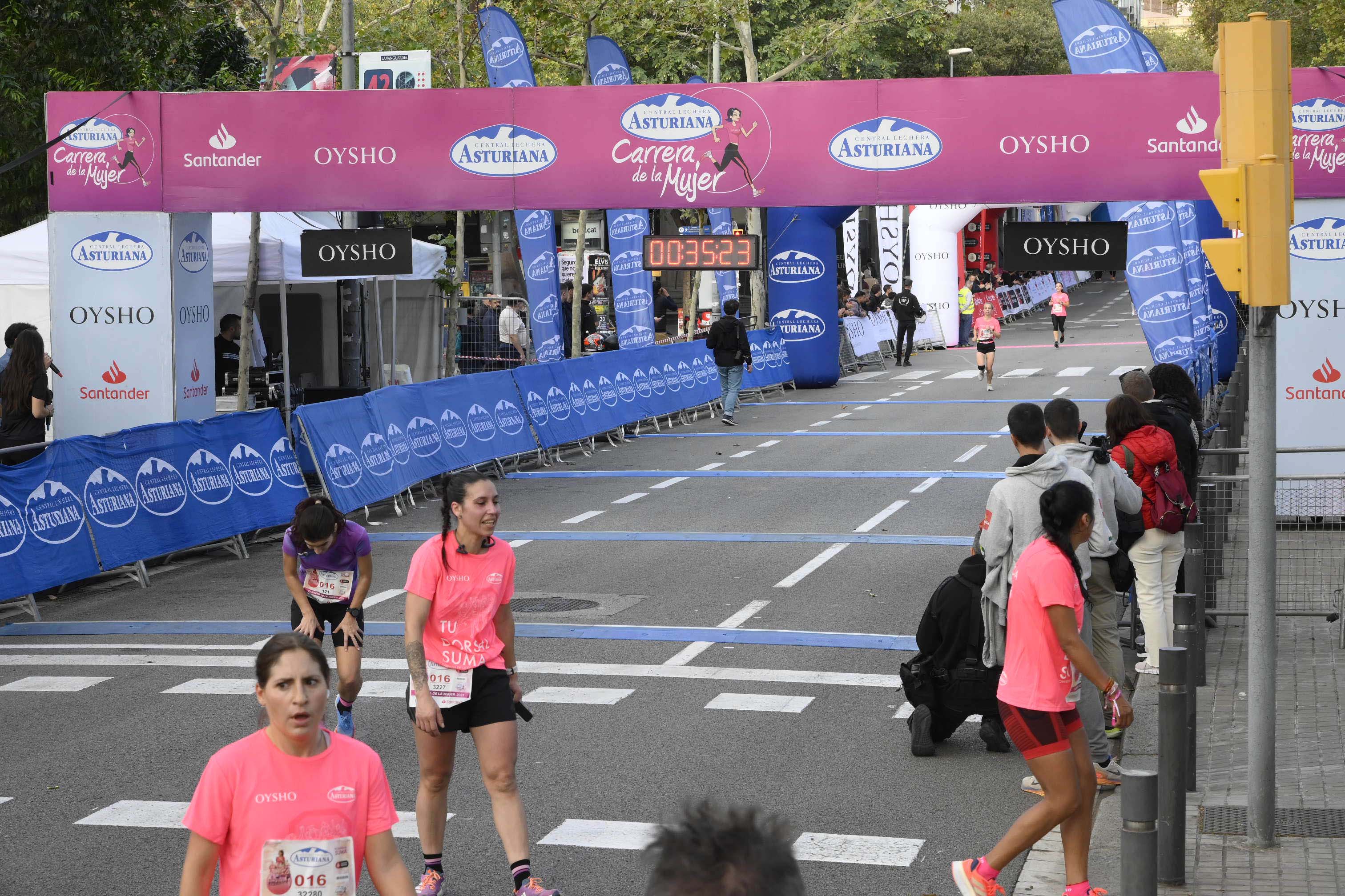 Las mejores fotos de la Carrera de la Mujer de Barcelona 2023. 4150