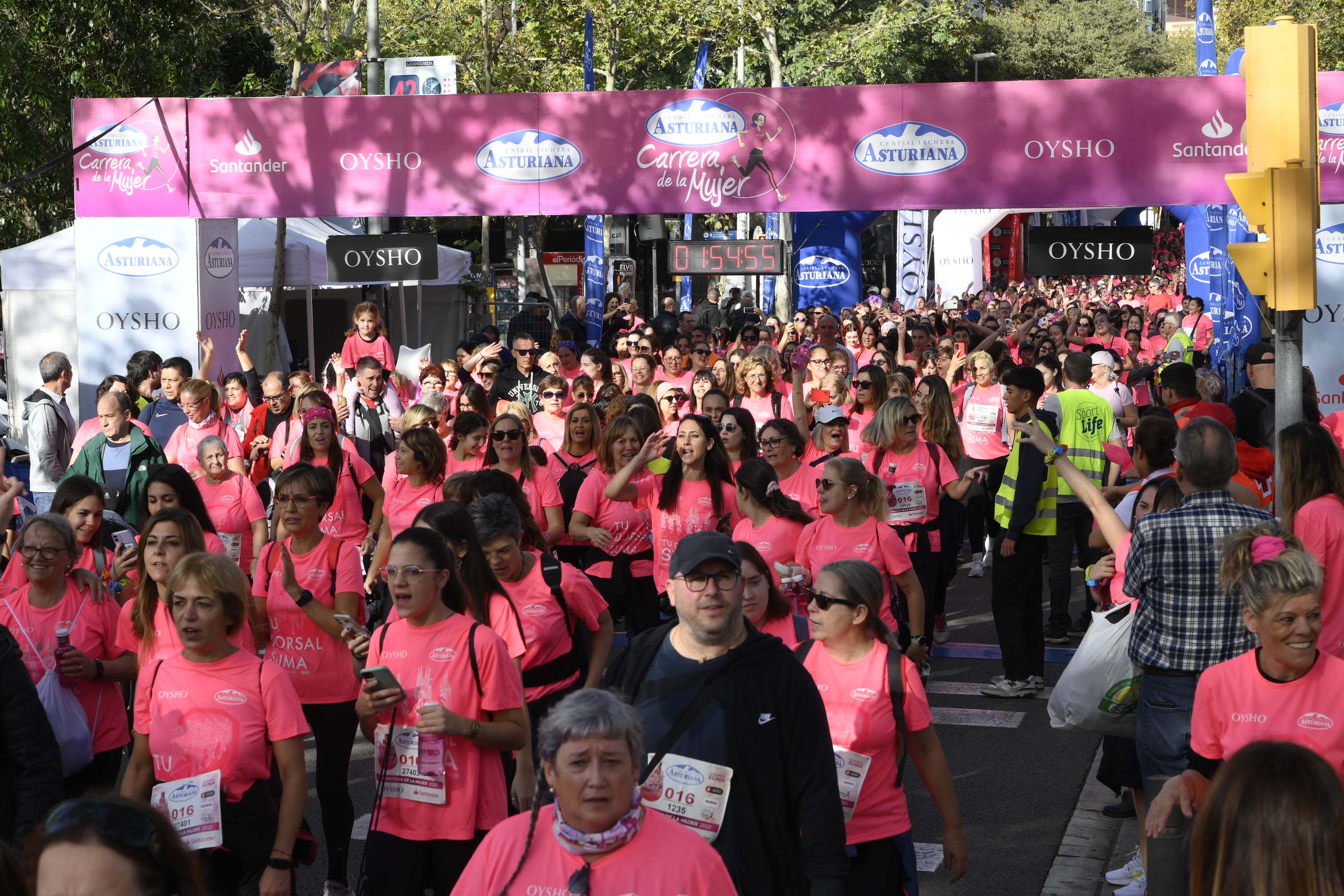 Las mejores fotos de la Carrera de la Mujer de Barcelona 2023. 6431