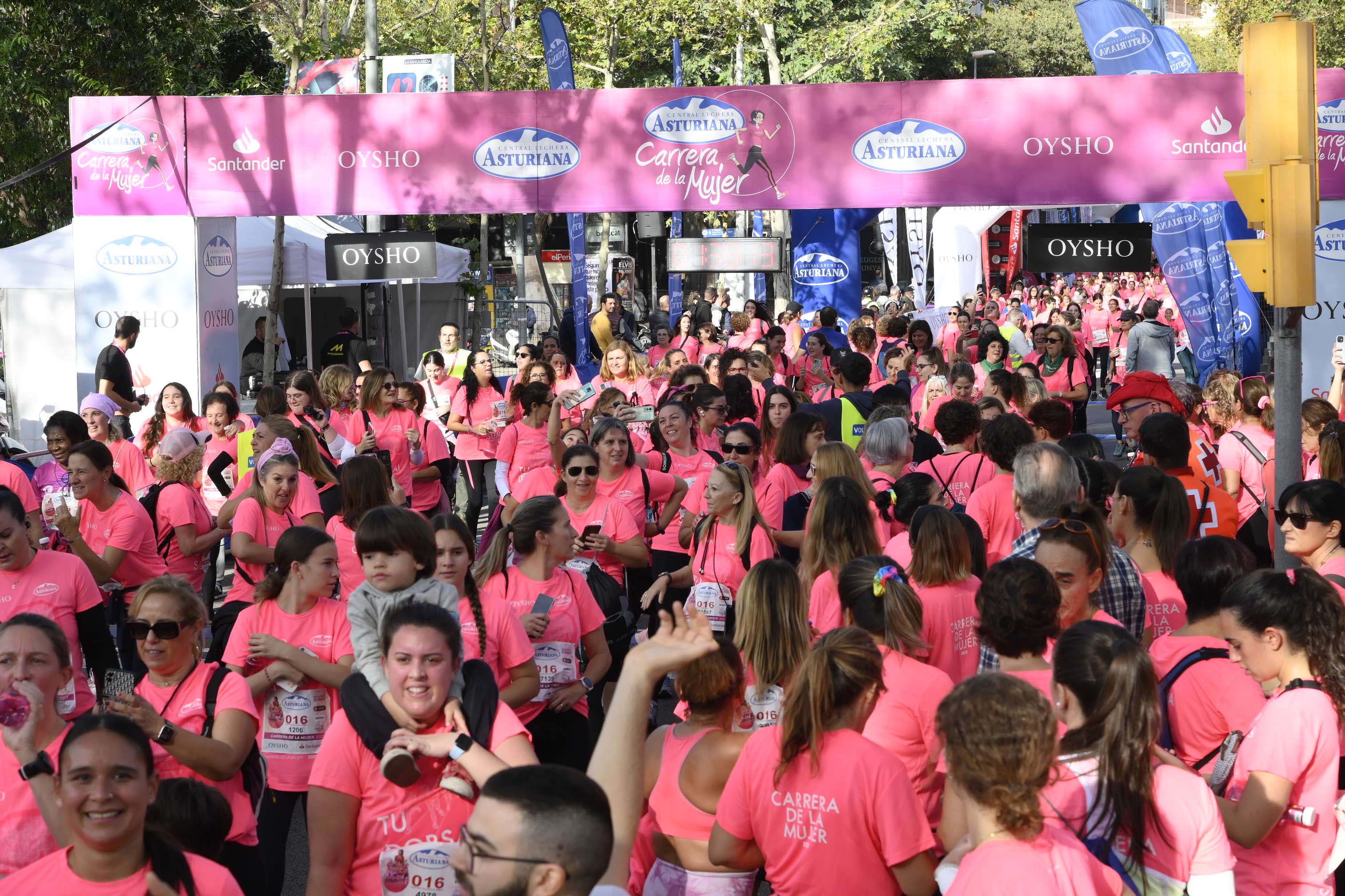 Las mejores fotos de la Carrera de la Mujer de Barcelona 2023. 5939