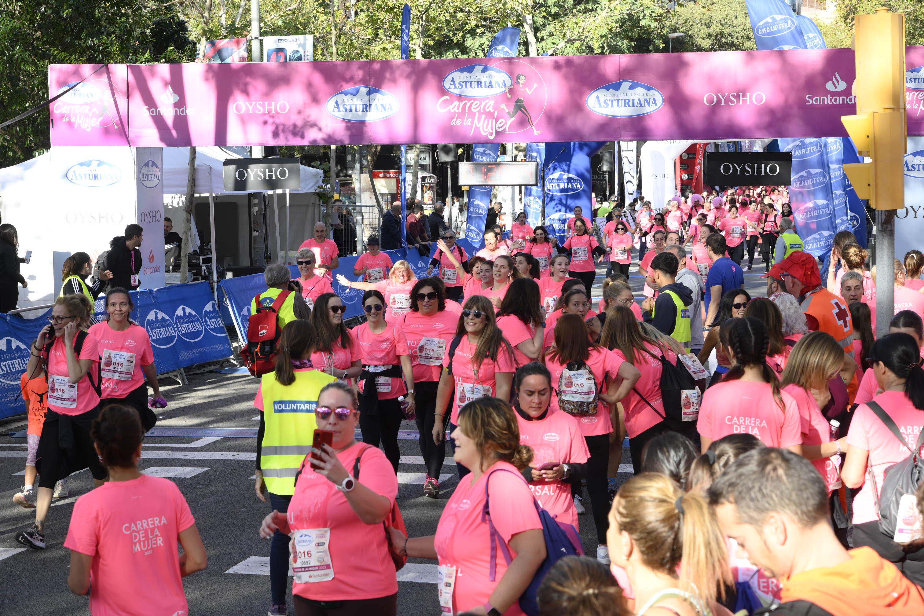 Las mejores fotos de la Carrera de la Mujer de Barcelona 2023. 5690