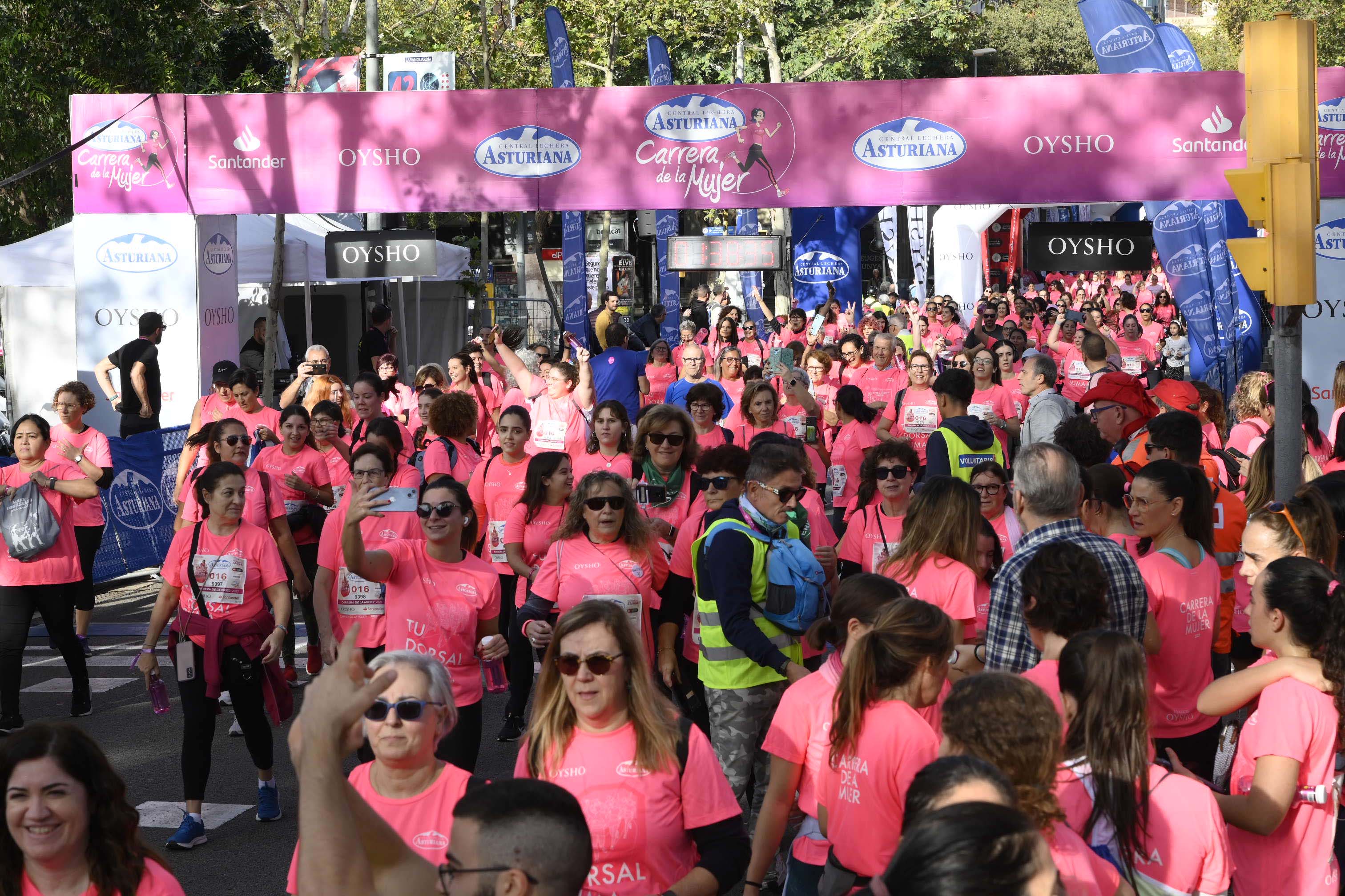 Las mejores fotos de la Carrera de la Mujer de Barcelona 2023. 5950