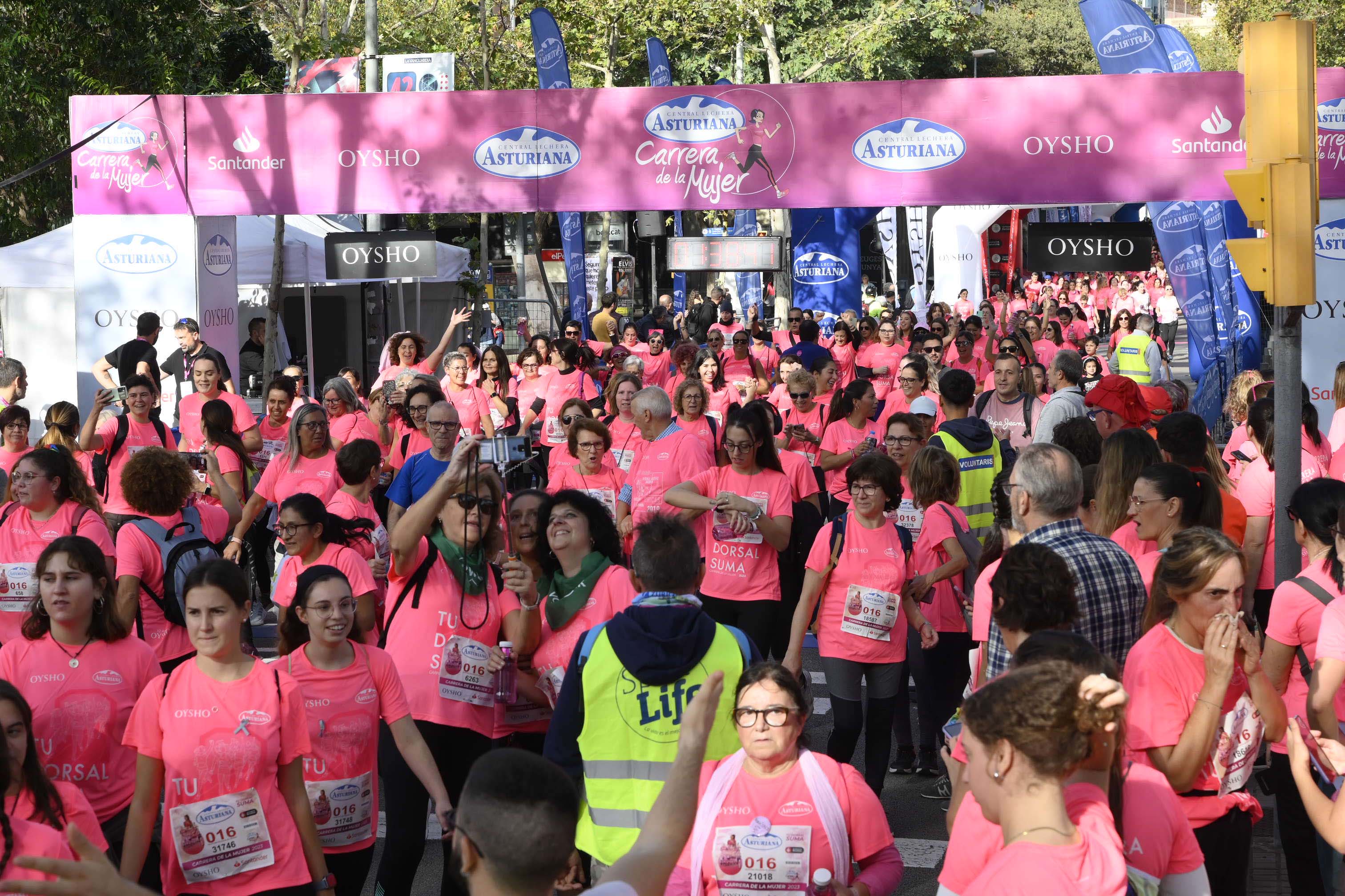Las mejores fotos de la Carrera de la Mujer de Barcelona 2023. 5953
