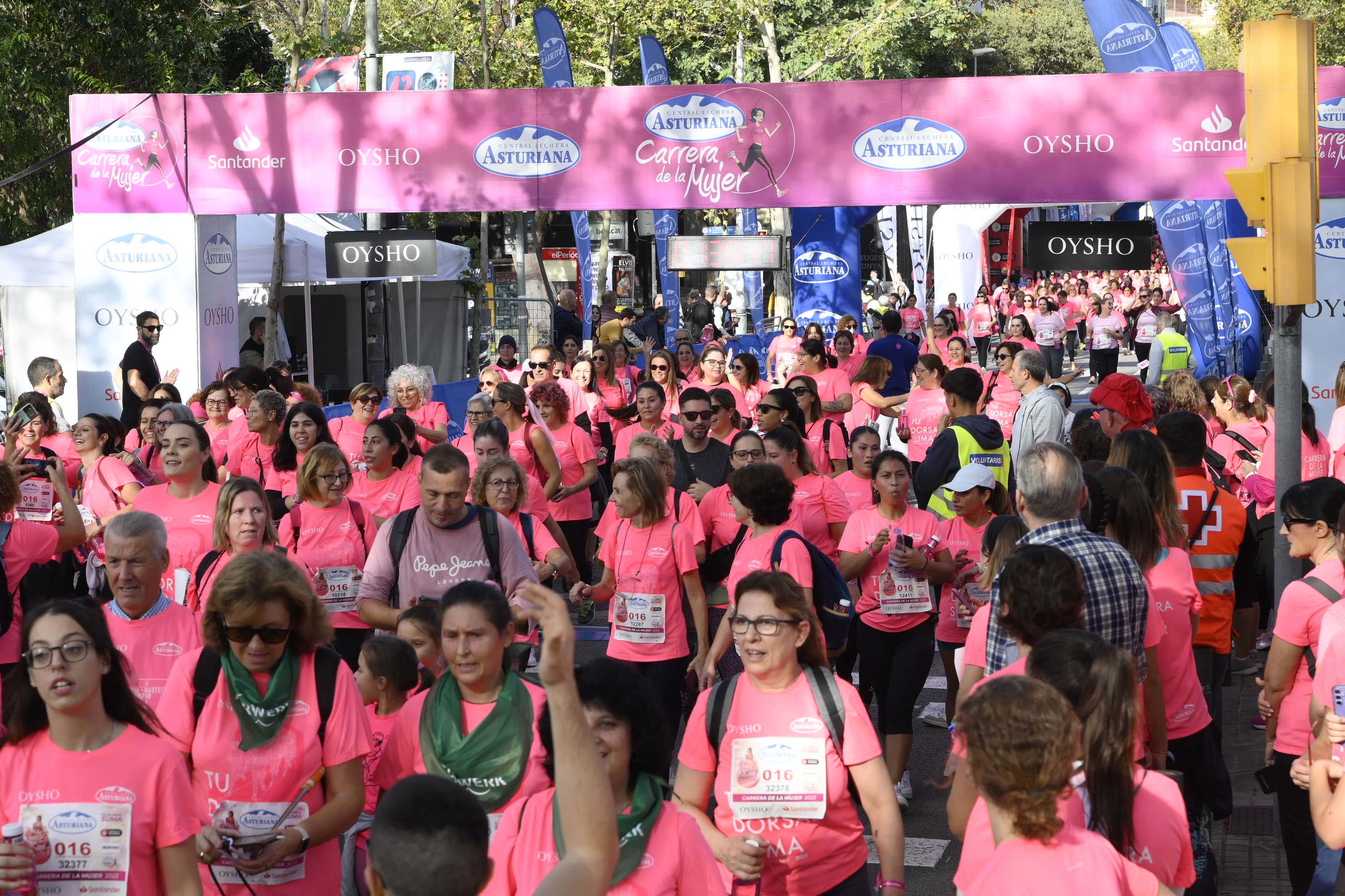 Las mejores fotos de la Carrera de la Mujer de Barcelona 2023. 5956
