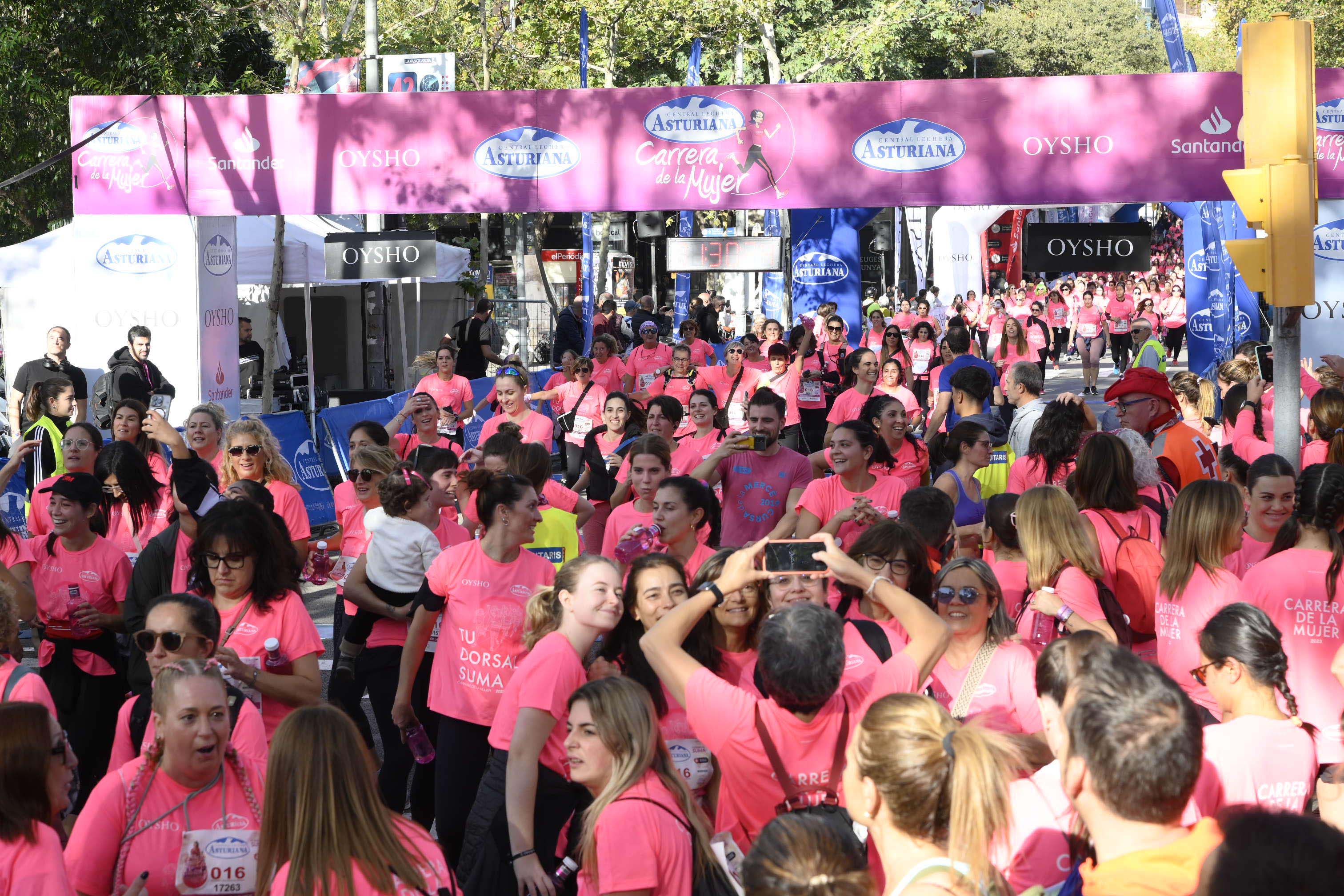 Las mejores fotos de la Carrera de la Mujer de Barcelona 2023. 5715