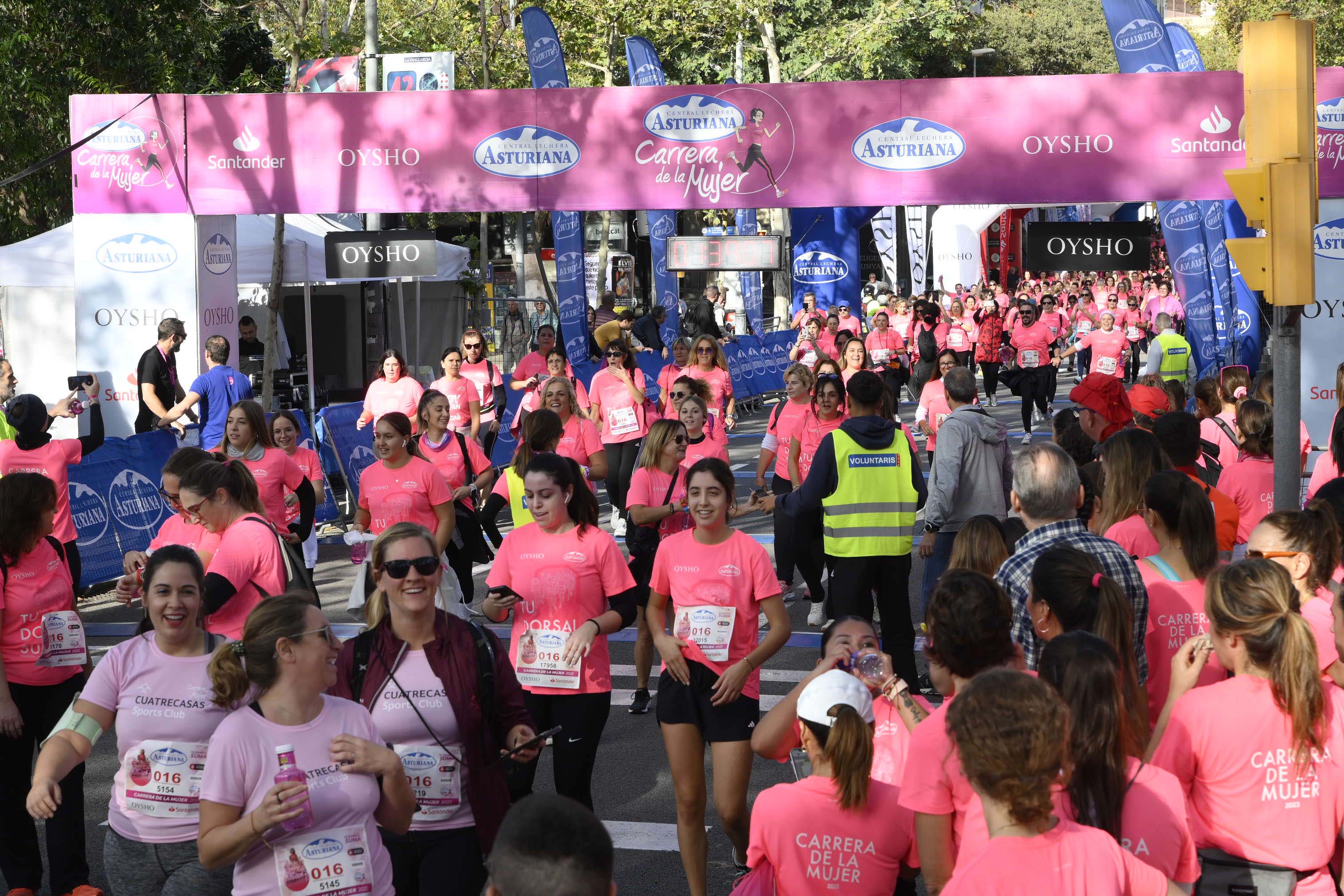 Las mejores fotos de la Carrera de la Mujer de Barcelona 2023. 5966