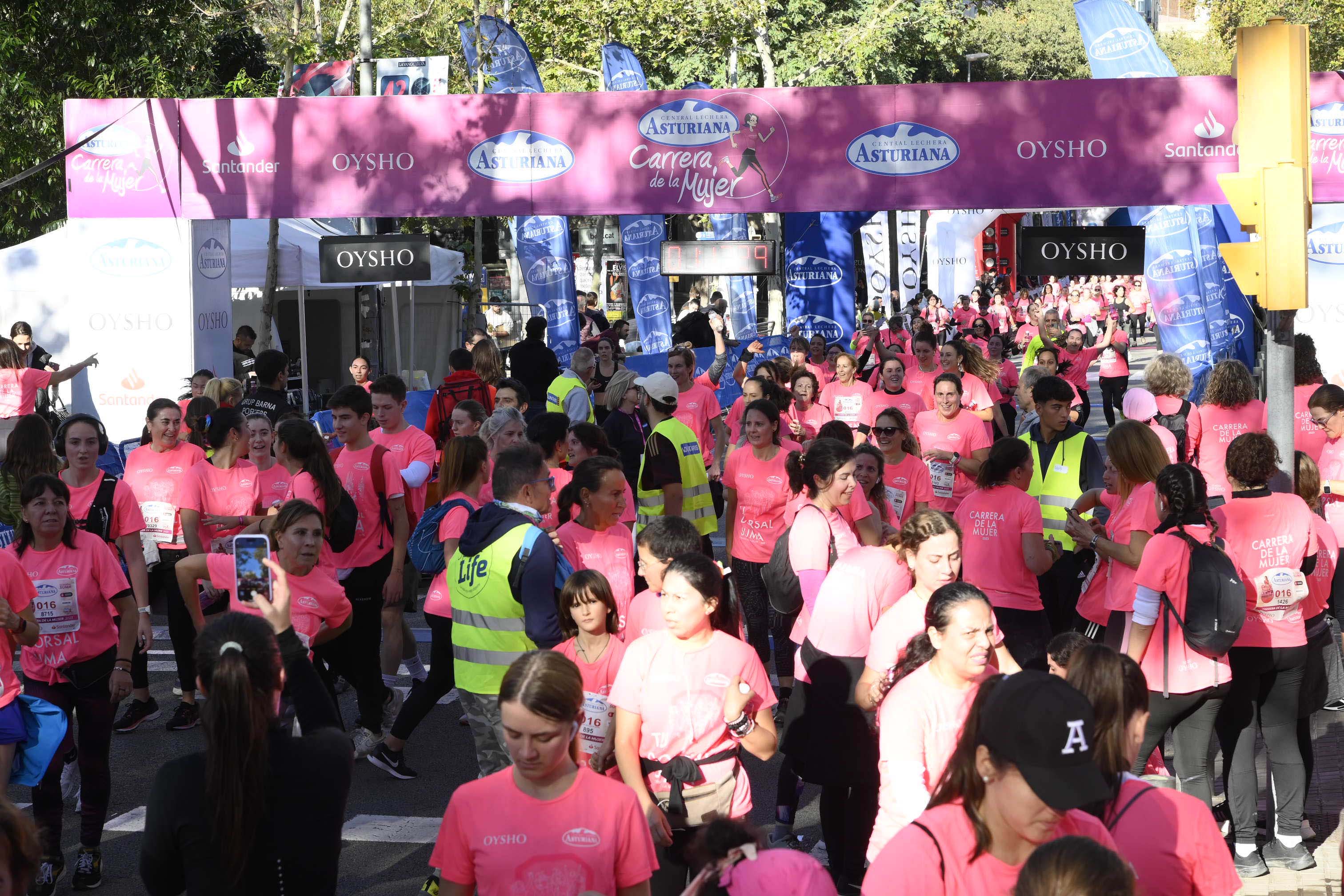 Las mejores fotos de la Carrera de la Mujer de Barcelona 2023. 5357