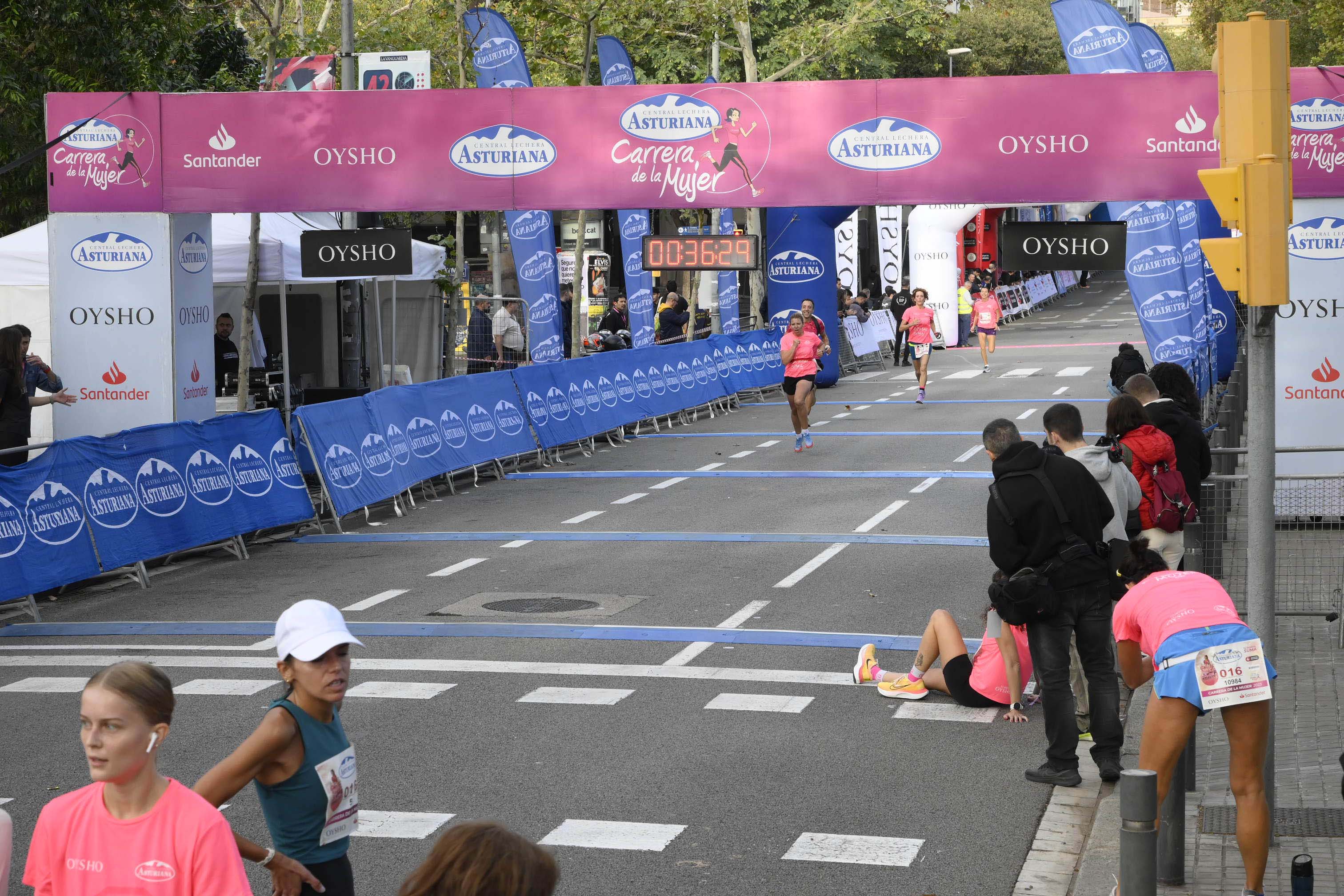 Las mejores fotos de la Carrera de la Mujer de Barcelona 2023. 4183