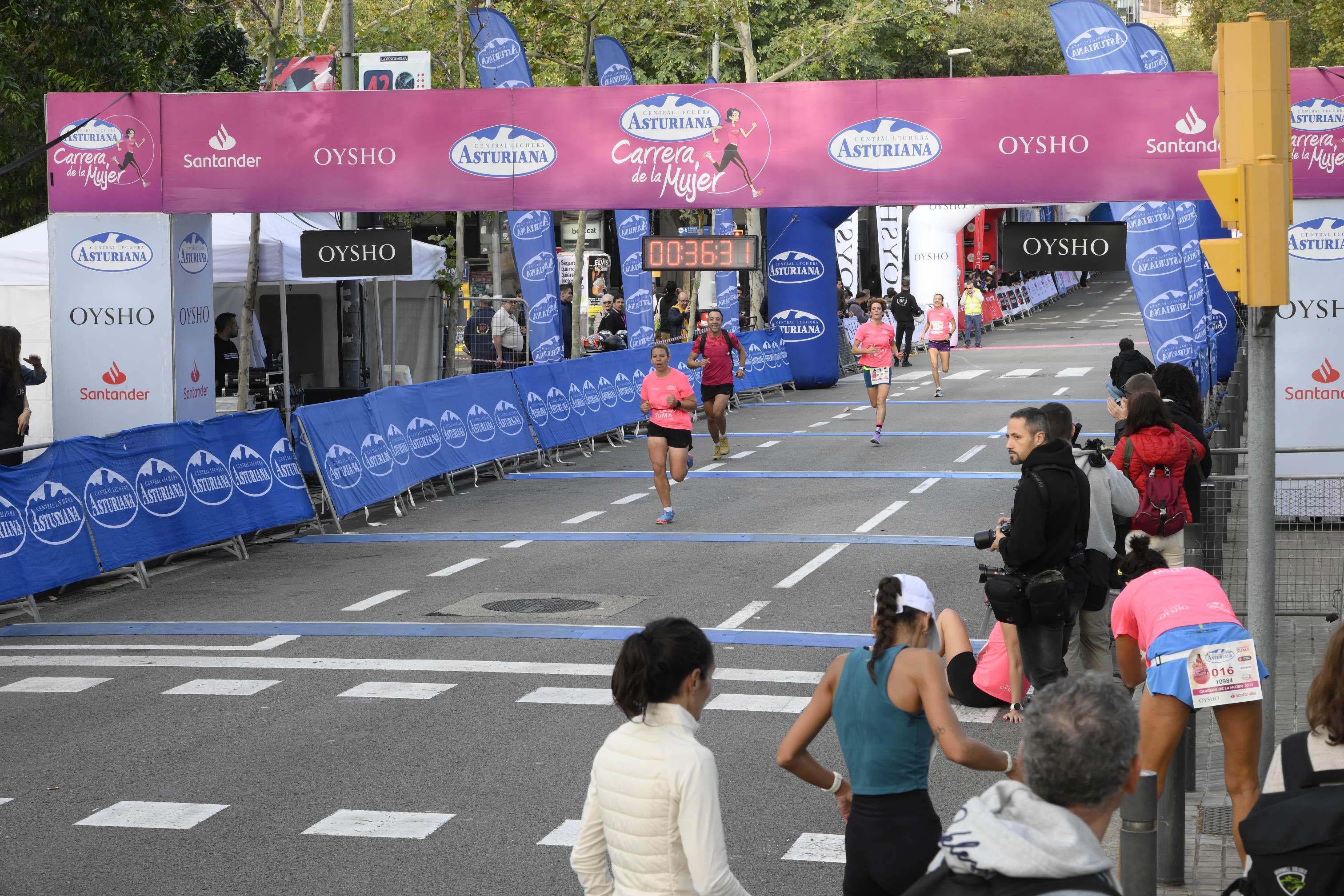Las mejores fotos de la Carrera de la Mujer de Barcelona 2023. 4184