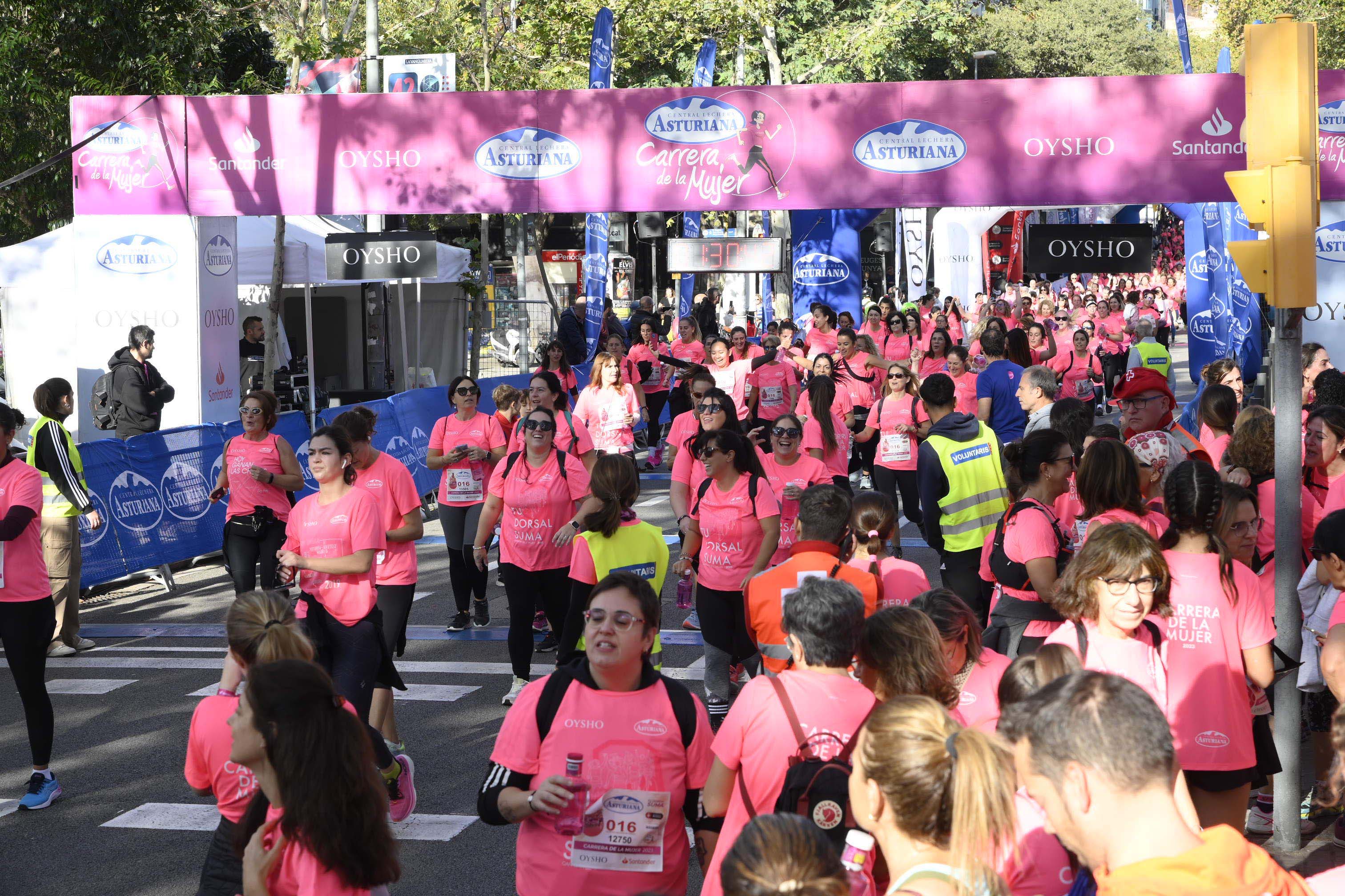 Las mejores fotos de la Carrera de la Mujer de Barcelona 2023. 5724