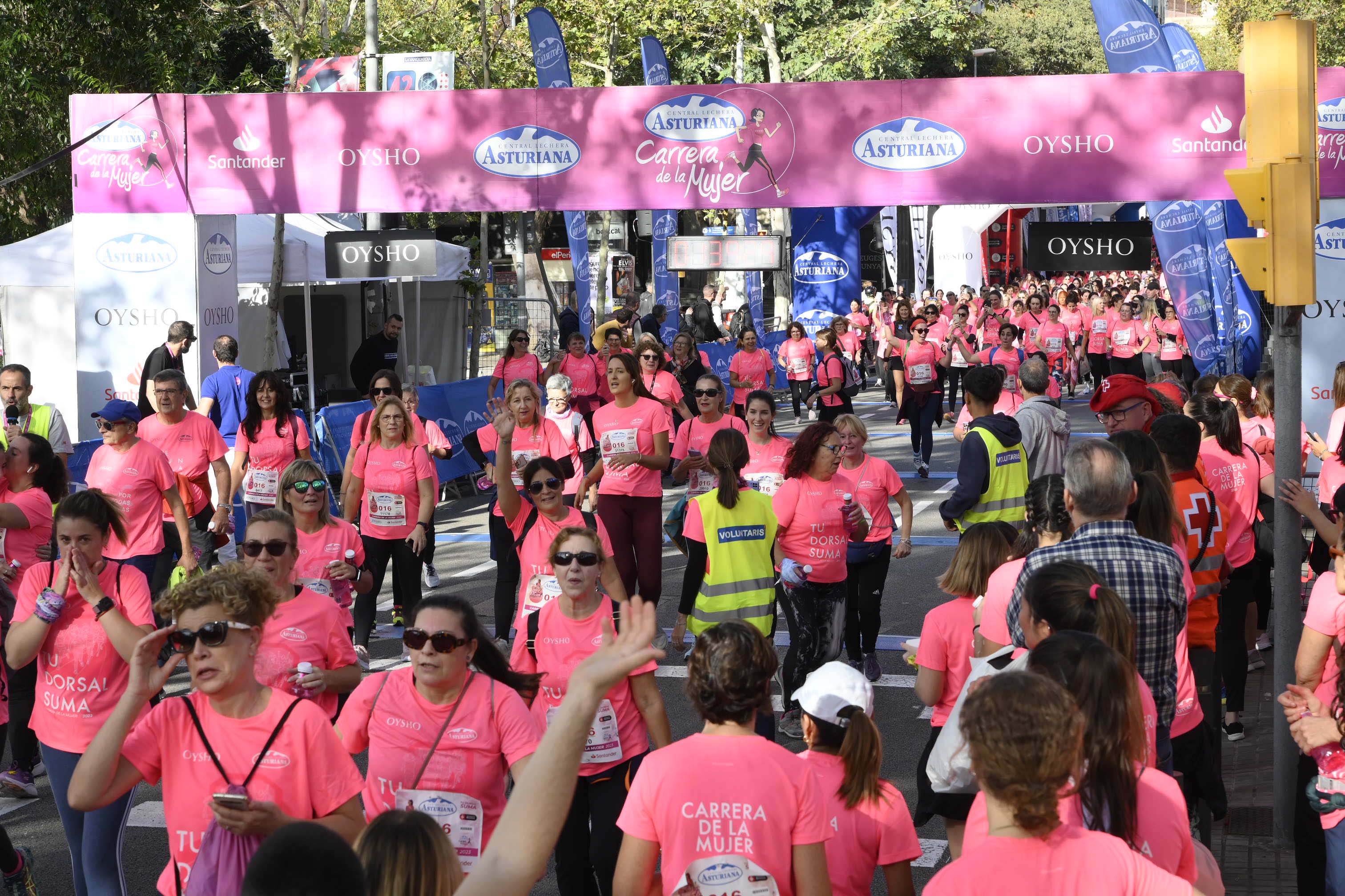 Las mejores fotos de la Carrera de la Mujer de Barcelona 2023. 5977