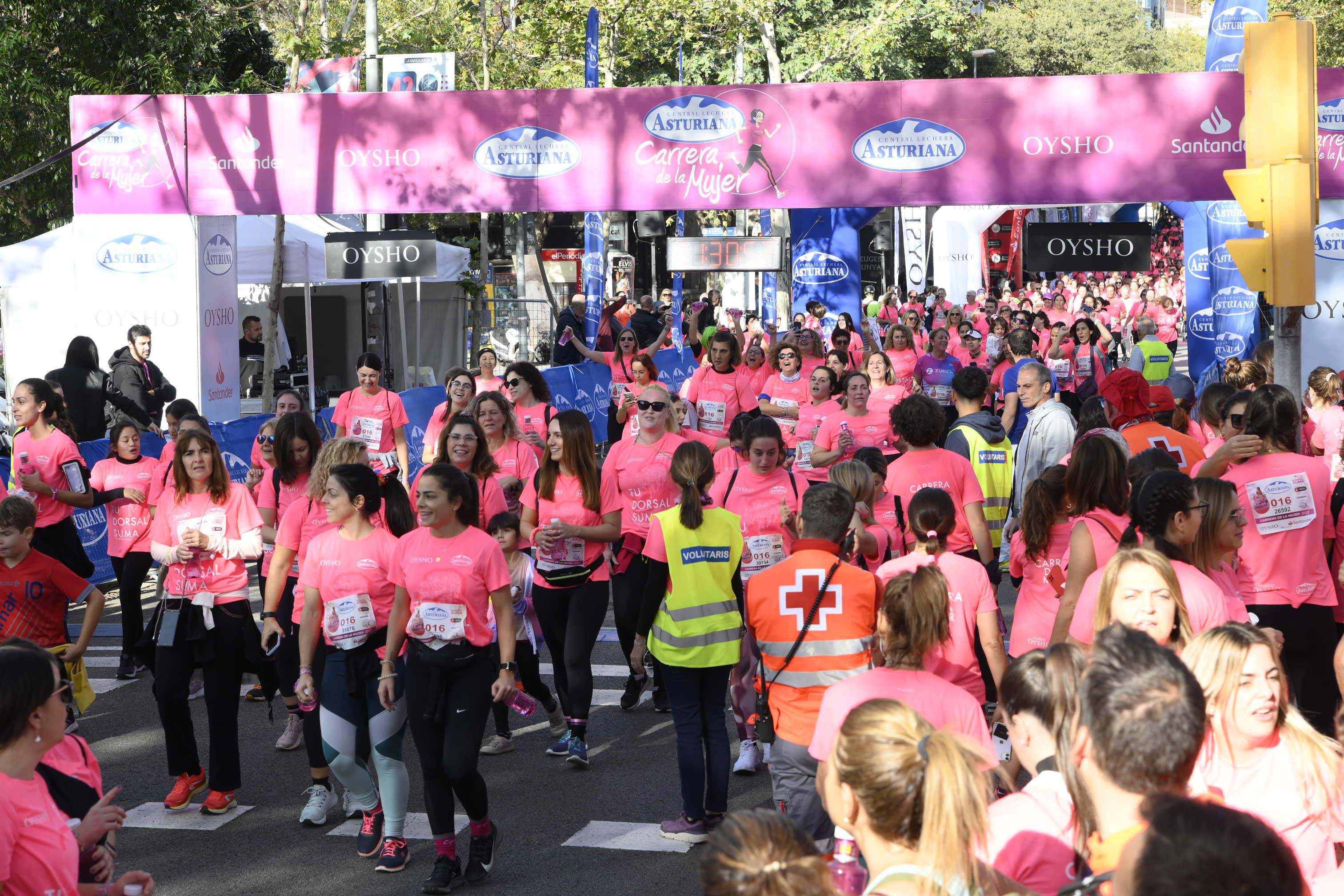 Las mejores fotos de la Carrera de la Mujer de Barcelona 2023. 5729