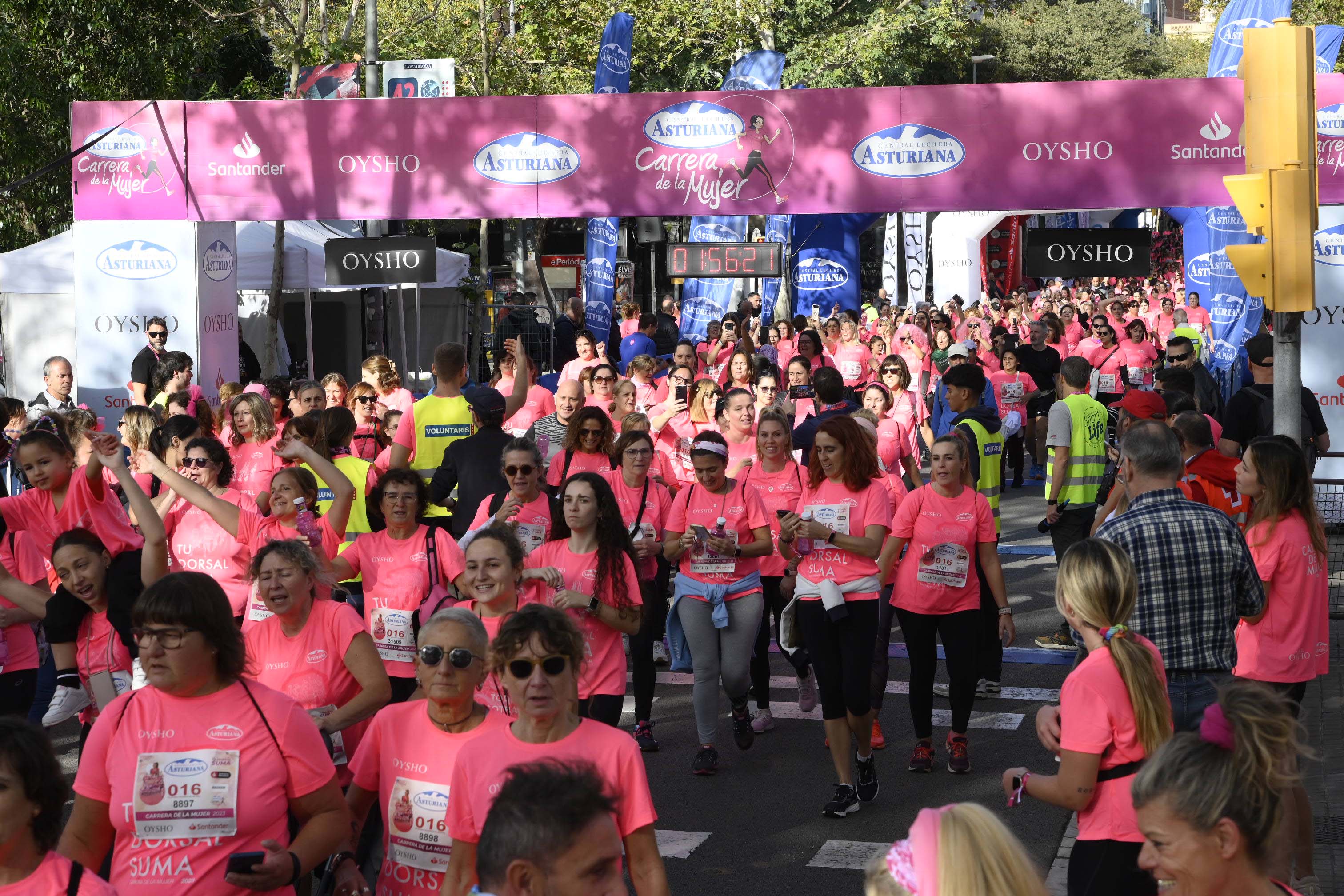 Las mejores fotos de la Carrera de la Mujer de Barcelona 2023. 6474