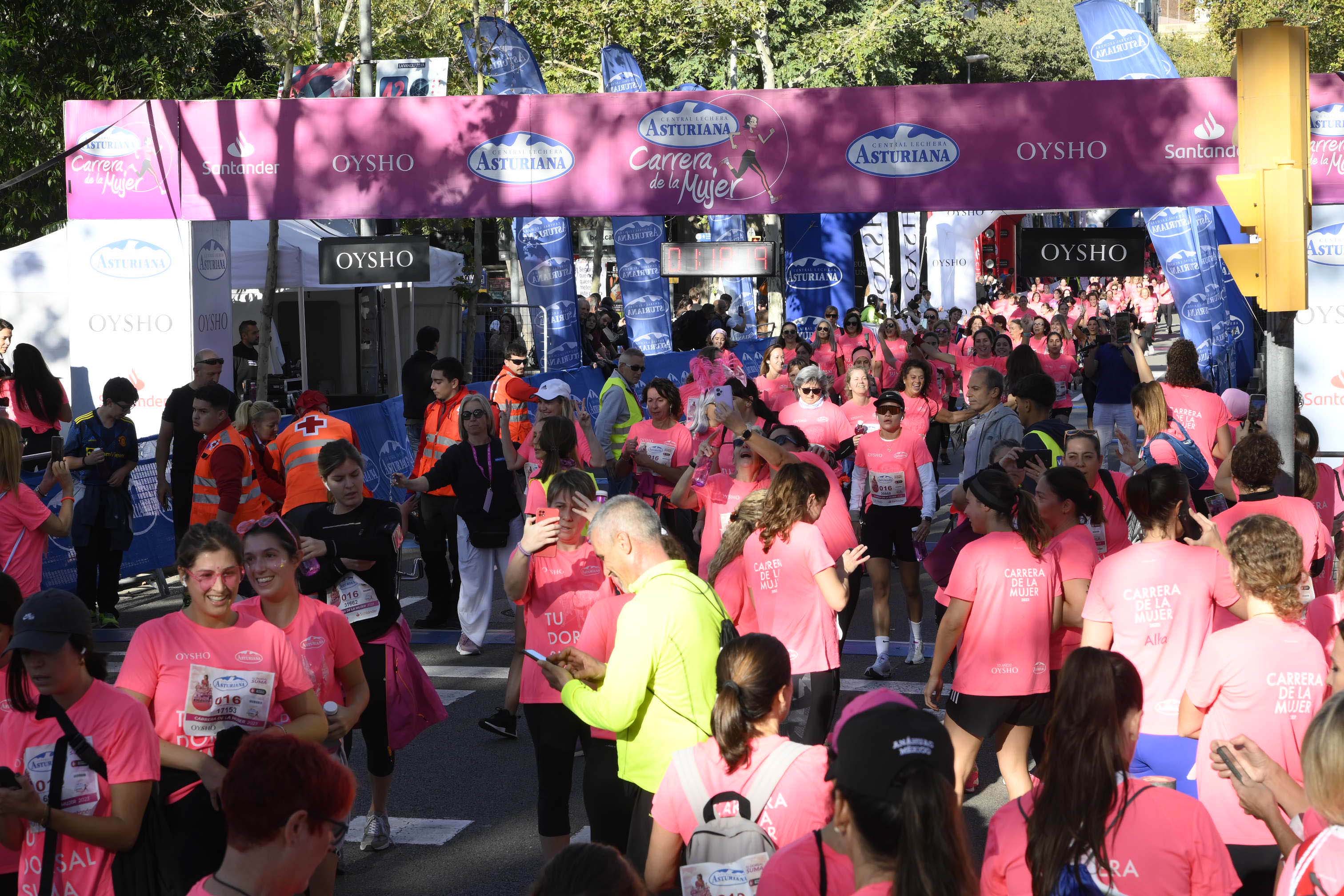 Las mejores fotos de la Carrera de la Mujer de Barcelona 2023. 5382