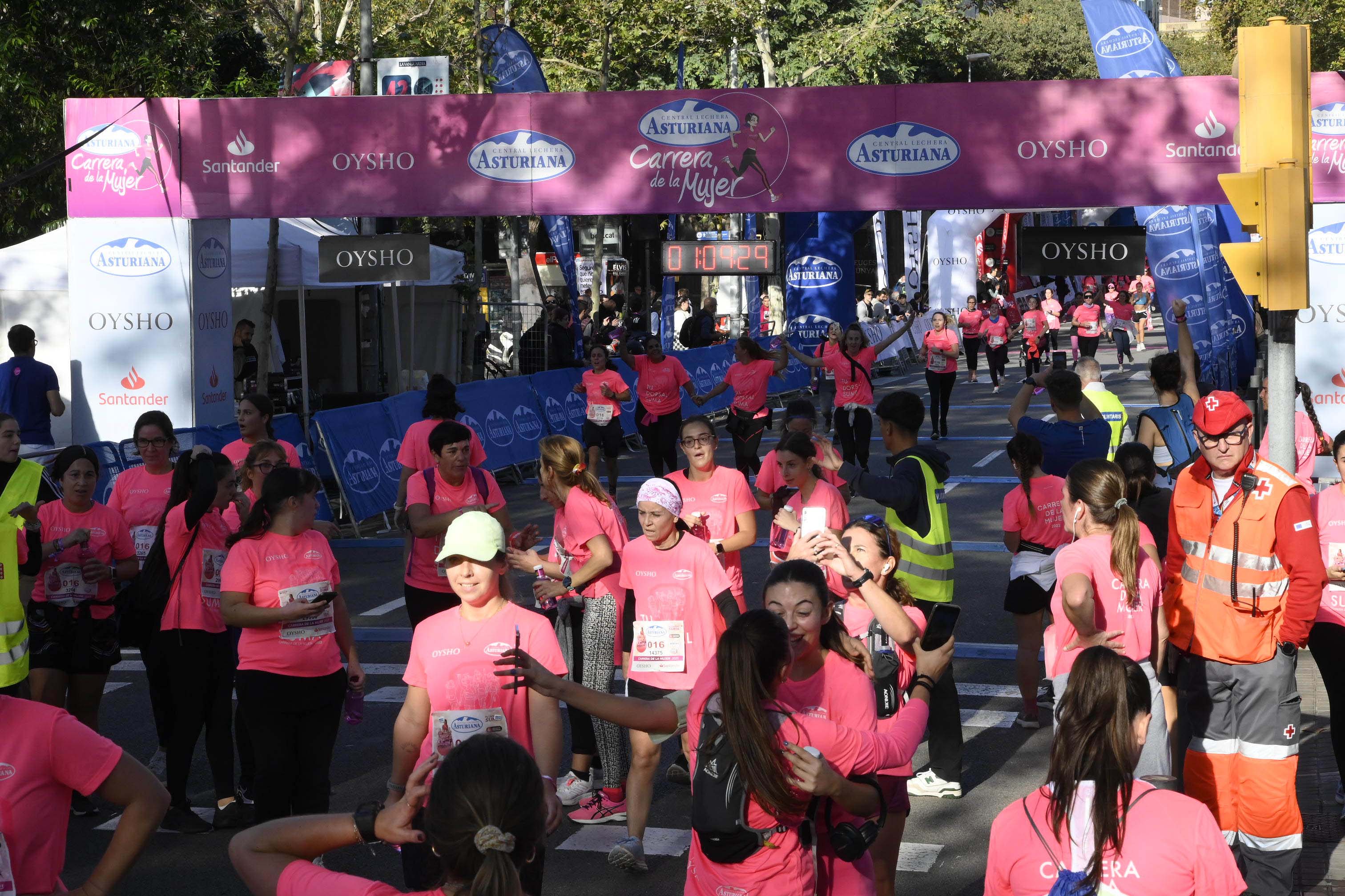 Las mejores fotos de la Carrera de la Mujer de Barcelona 2023. 5156
