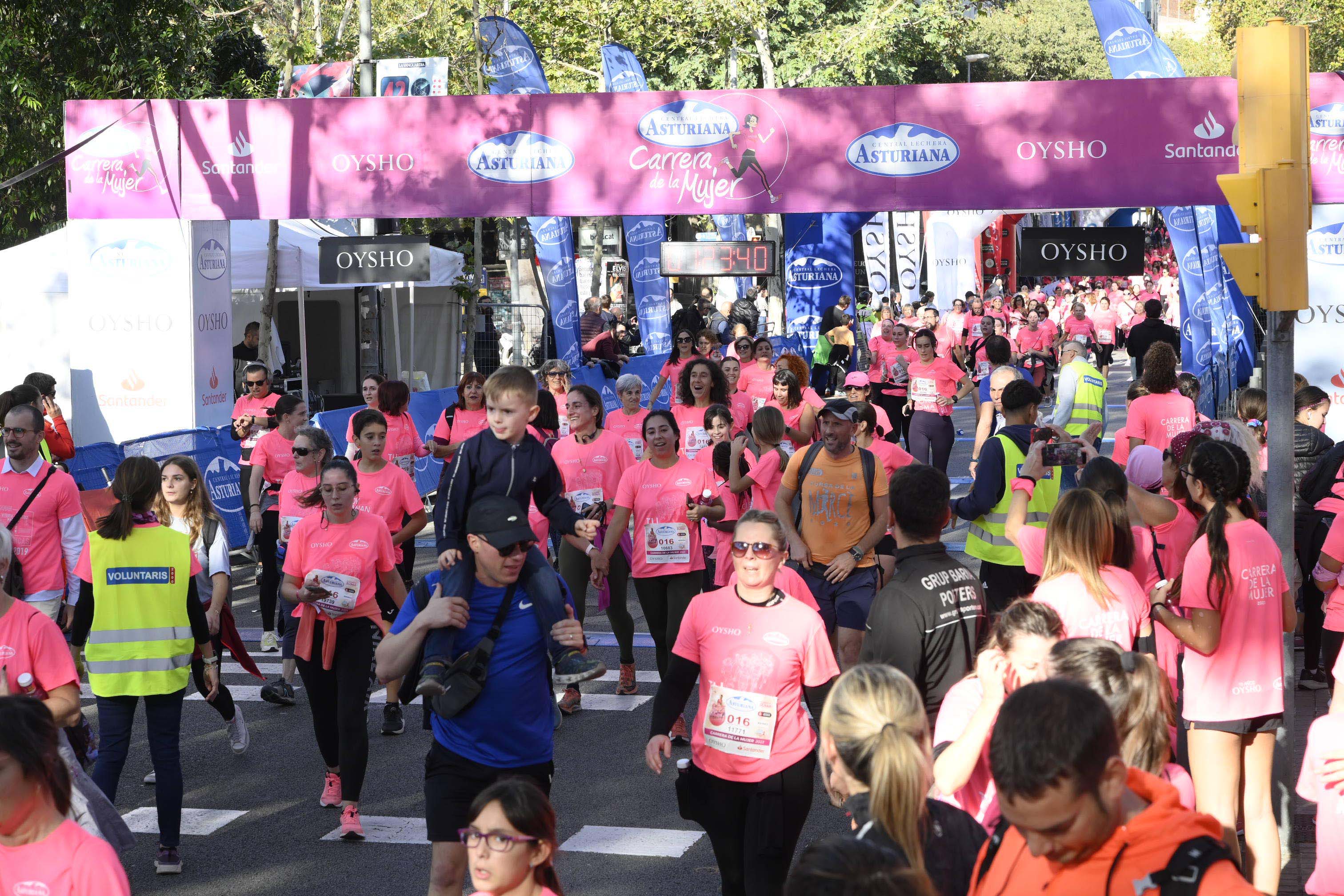 Las mejores fotos de la Carrera de la Mujer de Barcelona 2023. 5517
