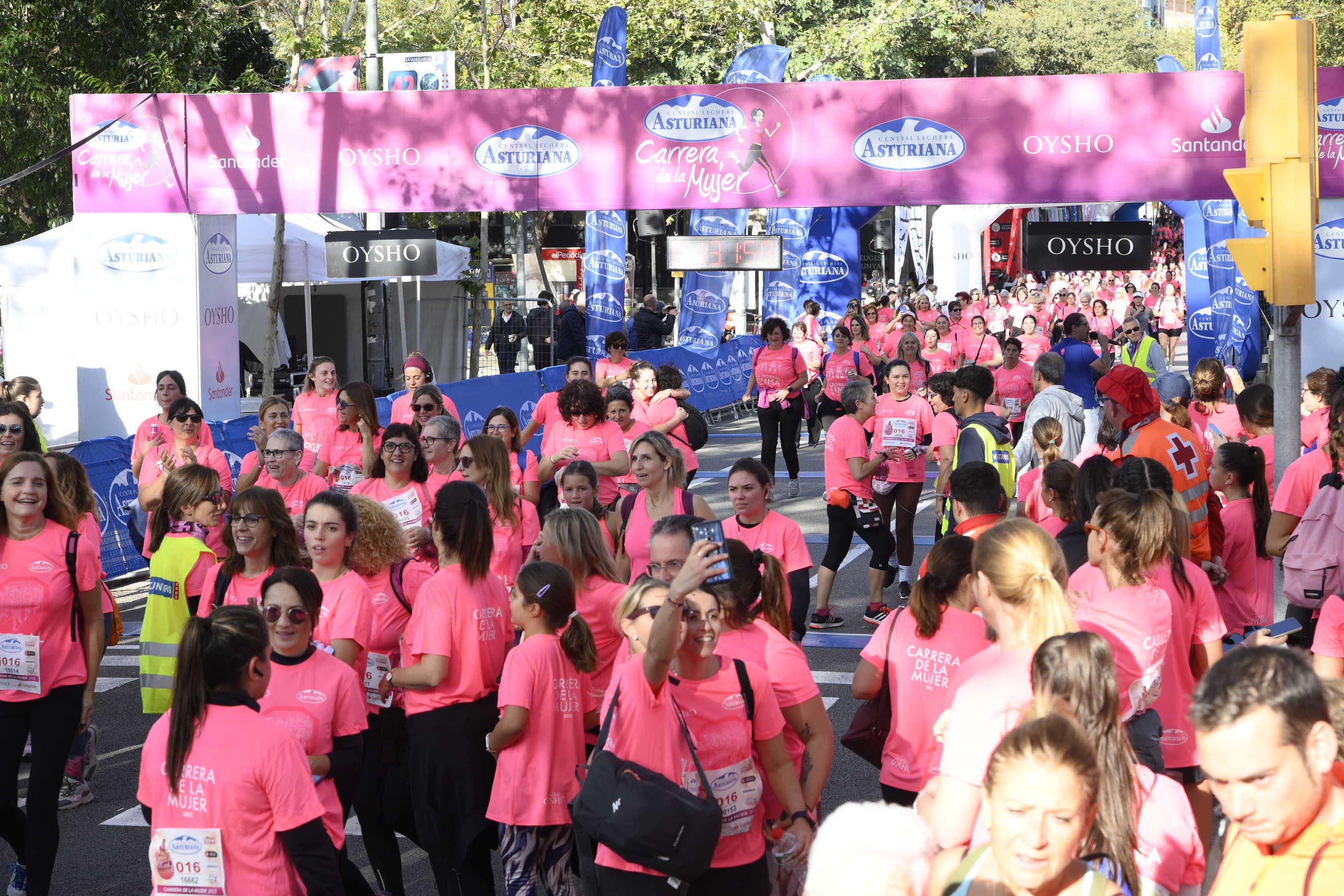 Las mejores fotos de la Carrera de la Mujer de Barcelona 2023. 5762