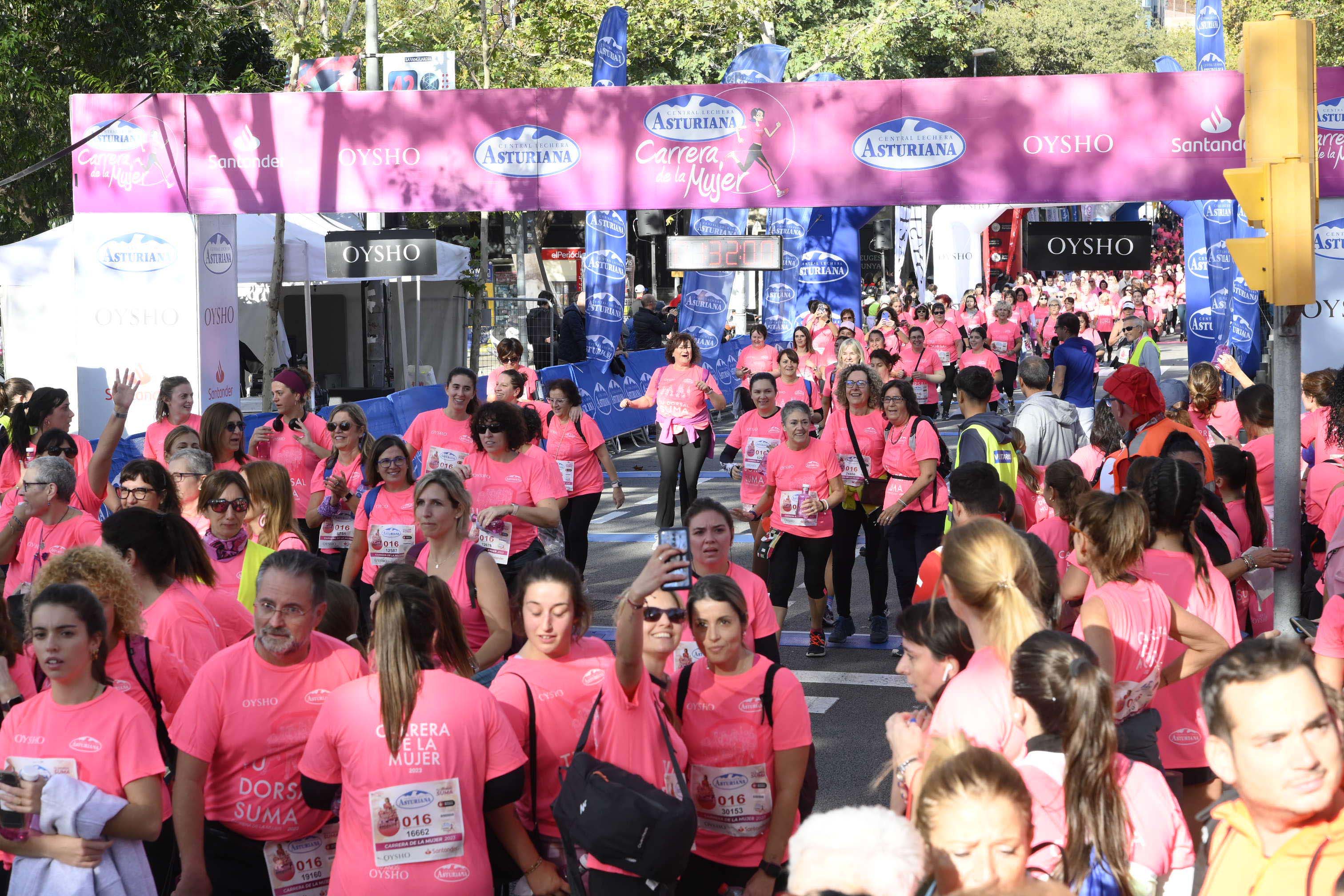 Las mejores fotos de la Carrera de la Mujer de Barcelona 2023. 5763