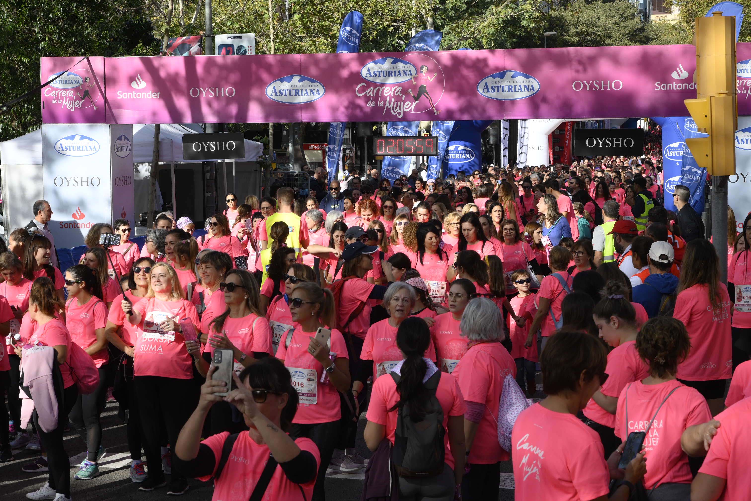 Las mejores fotos de la Carrera de la Mujer de Barcelona 2023. 6749