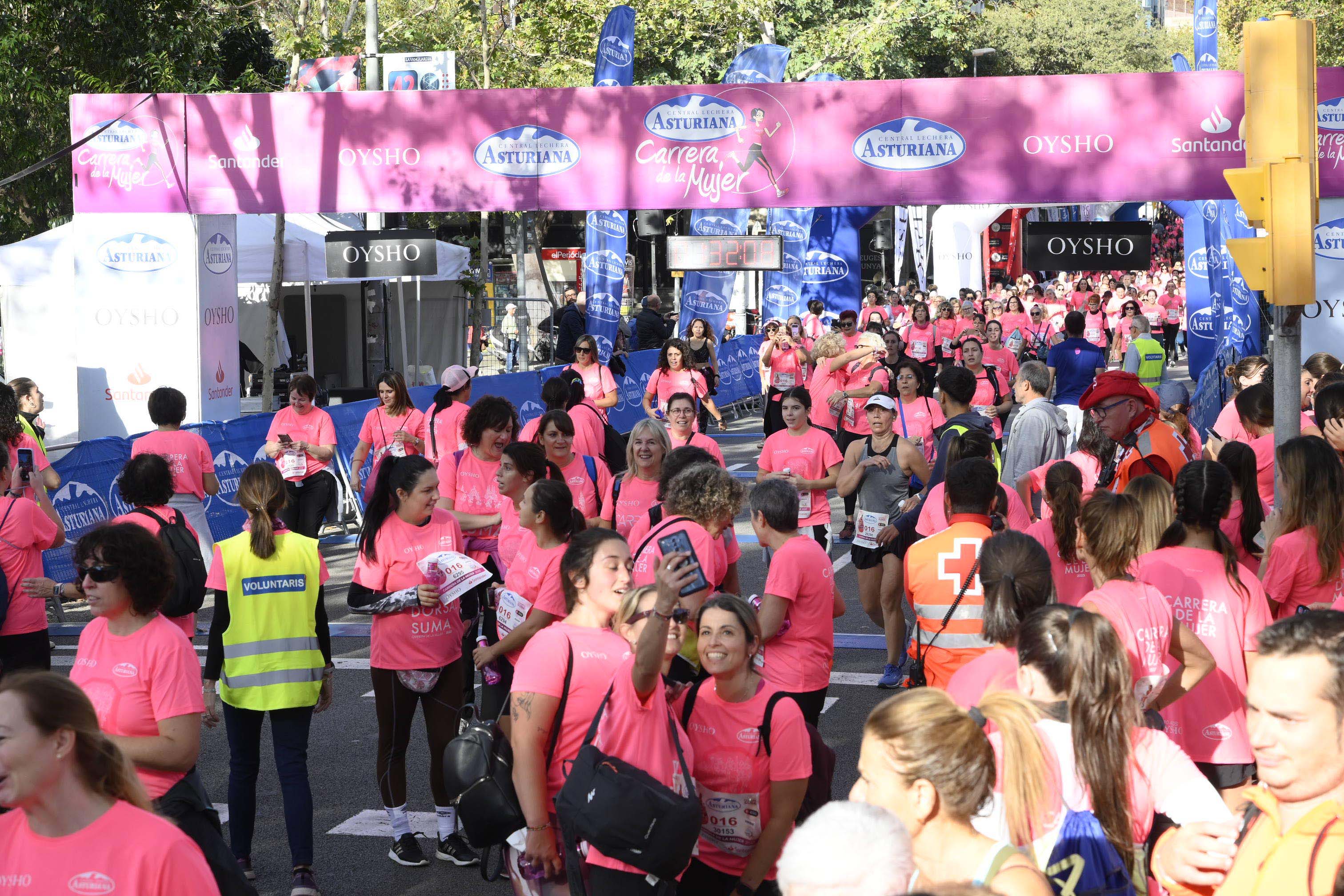 Las mejores fotos de la Carrera de la Mujer de Barcelona 2023. 5767