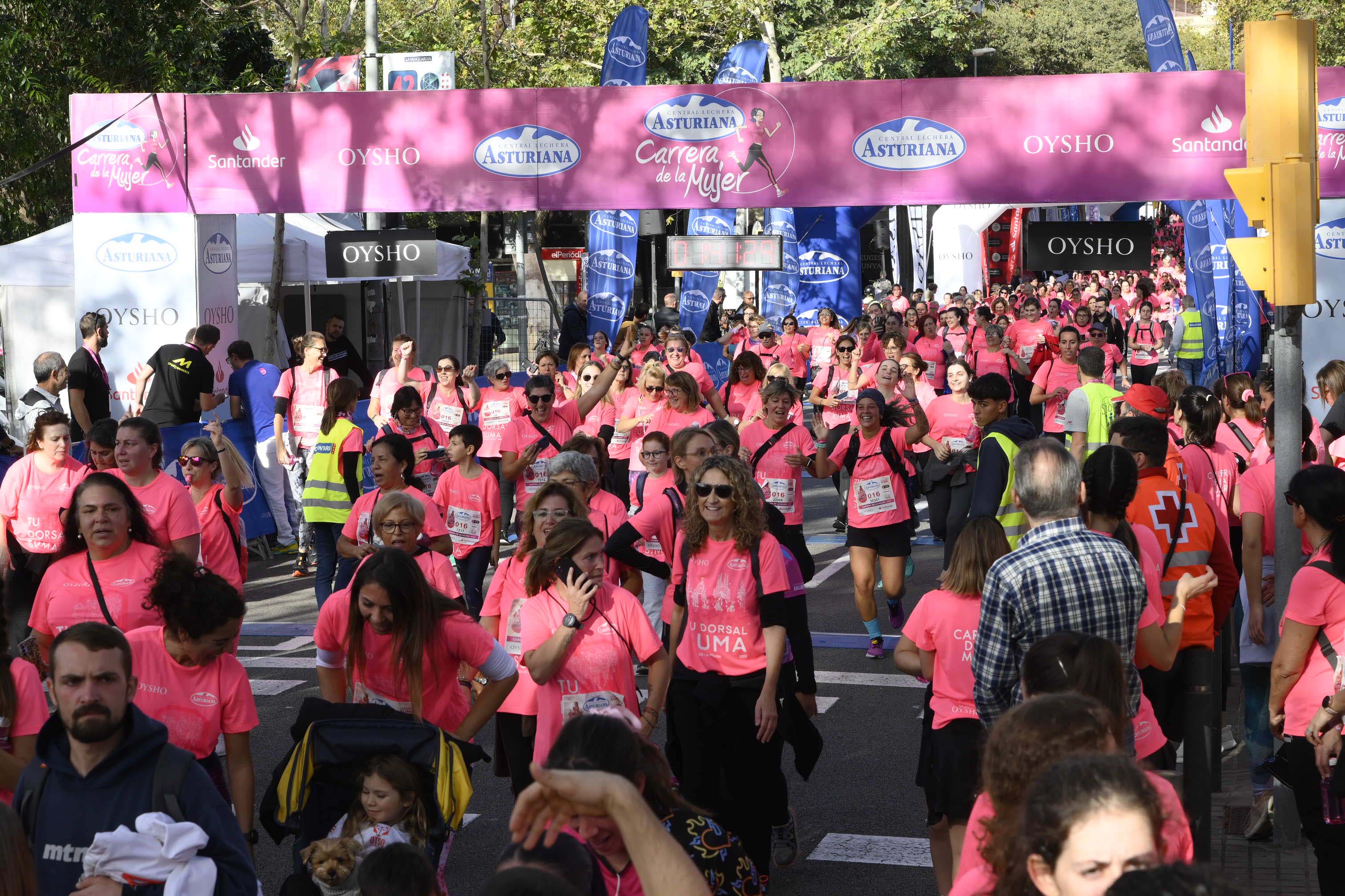 Las mejores fotos de la Carrera de la Mujer de Barcelona 2023. 6037