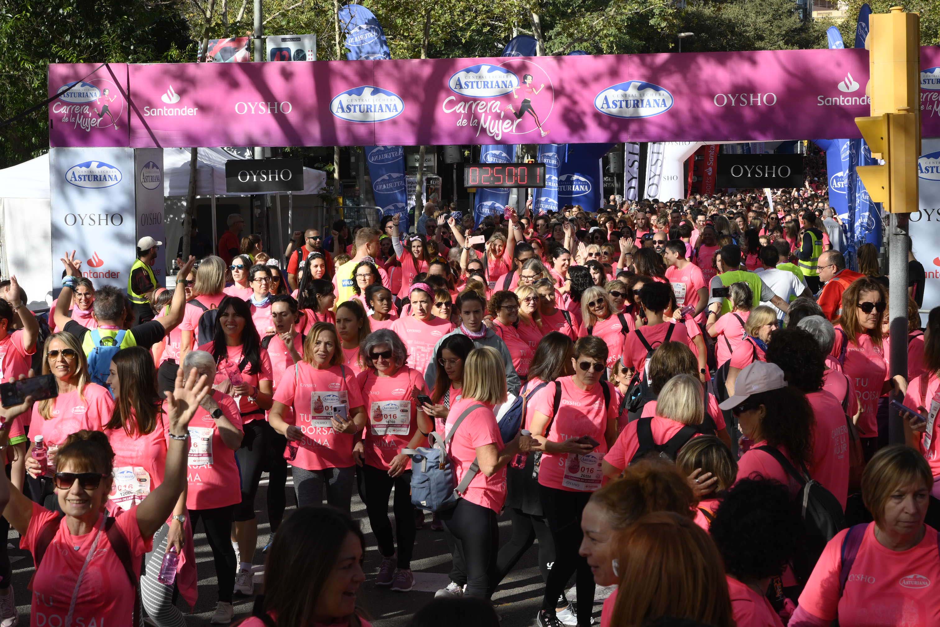 Las mejores fotos de la Carrera de la Mujer de Barcelona 2023. 8002