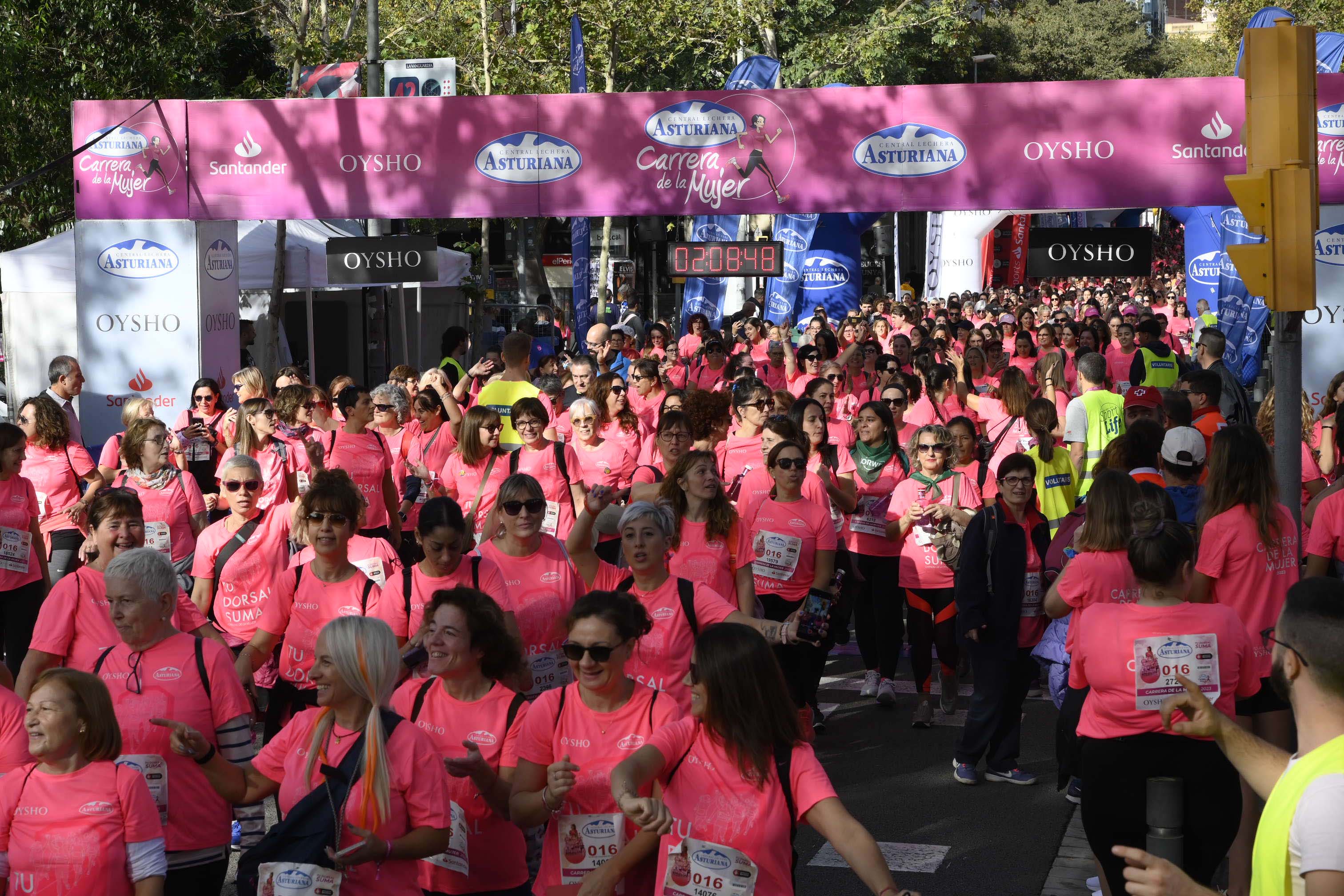 Las mejores fotos de la Carrera de la Mujer de Barcelona 2023. 6825