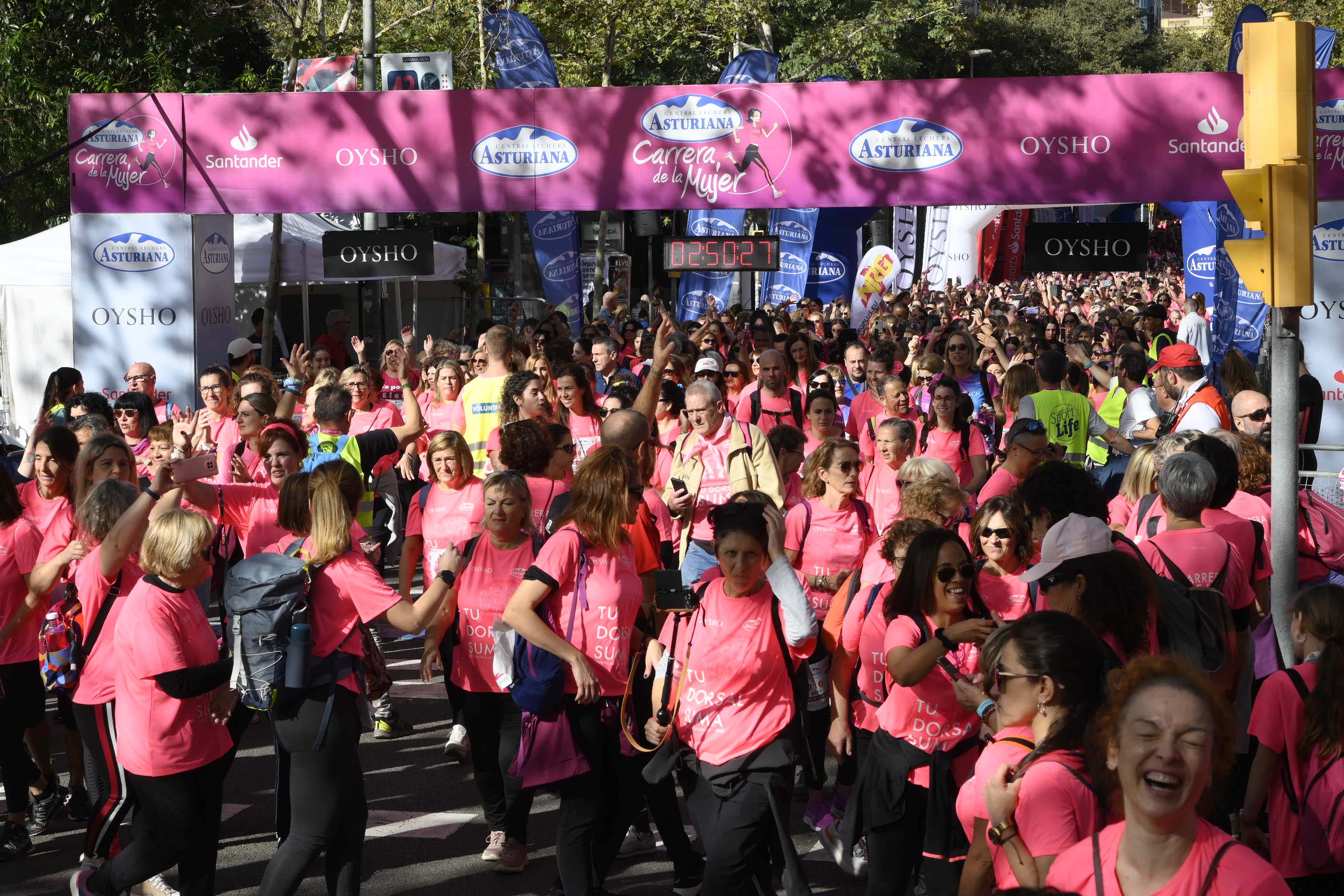 Las mejores fotos de la Carrera de la Mujer de Barcelona 2023. 8015