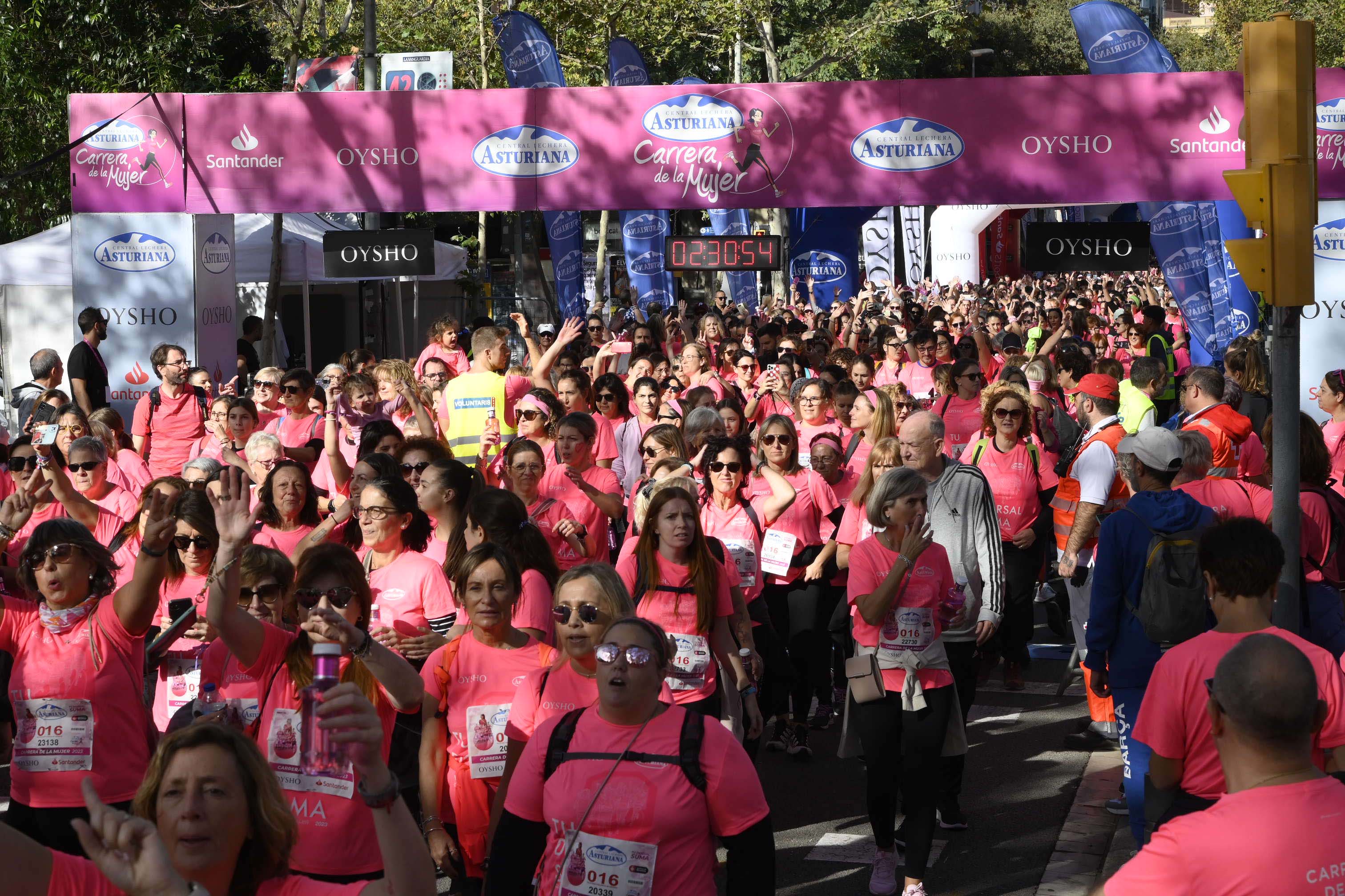 Las mejores fotos de la Carrera de la Mujer de Barcelona 2023. 7450