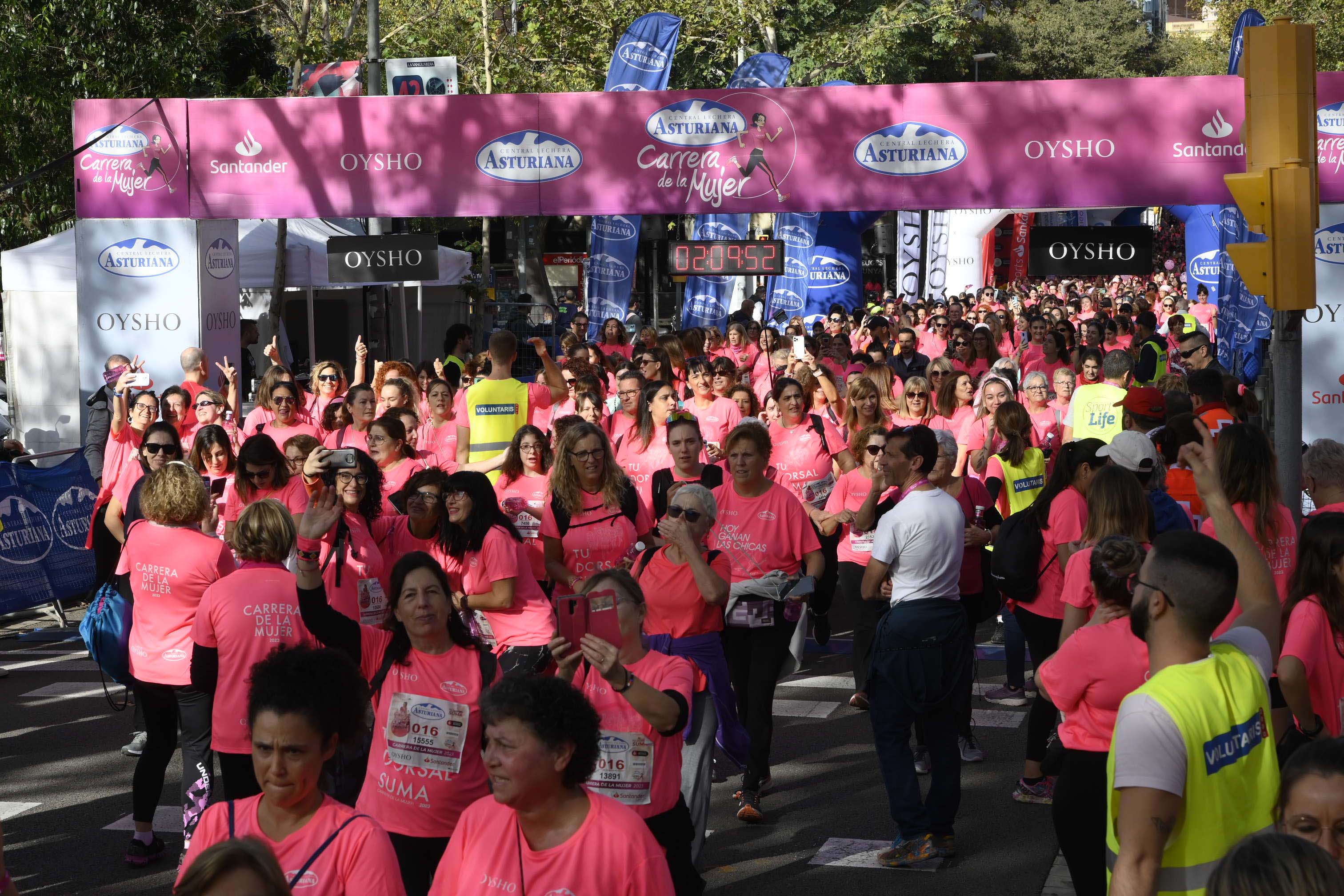 Las mejores fotos de la Carrera de la Mujer de Barcelona 2023. 6857
