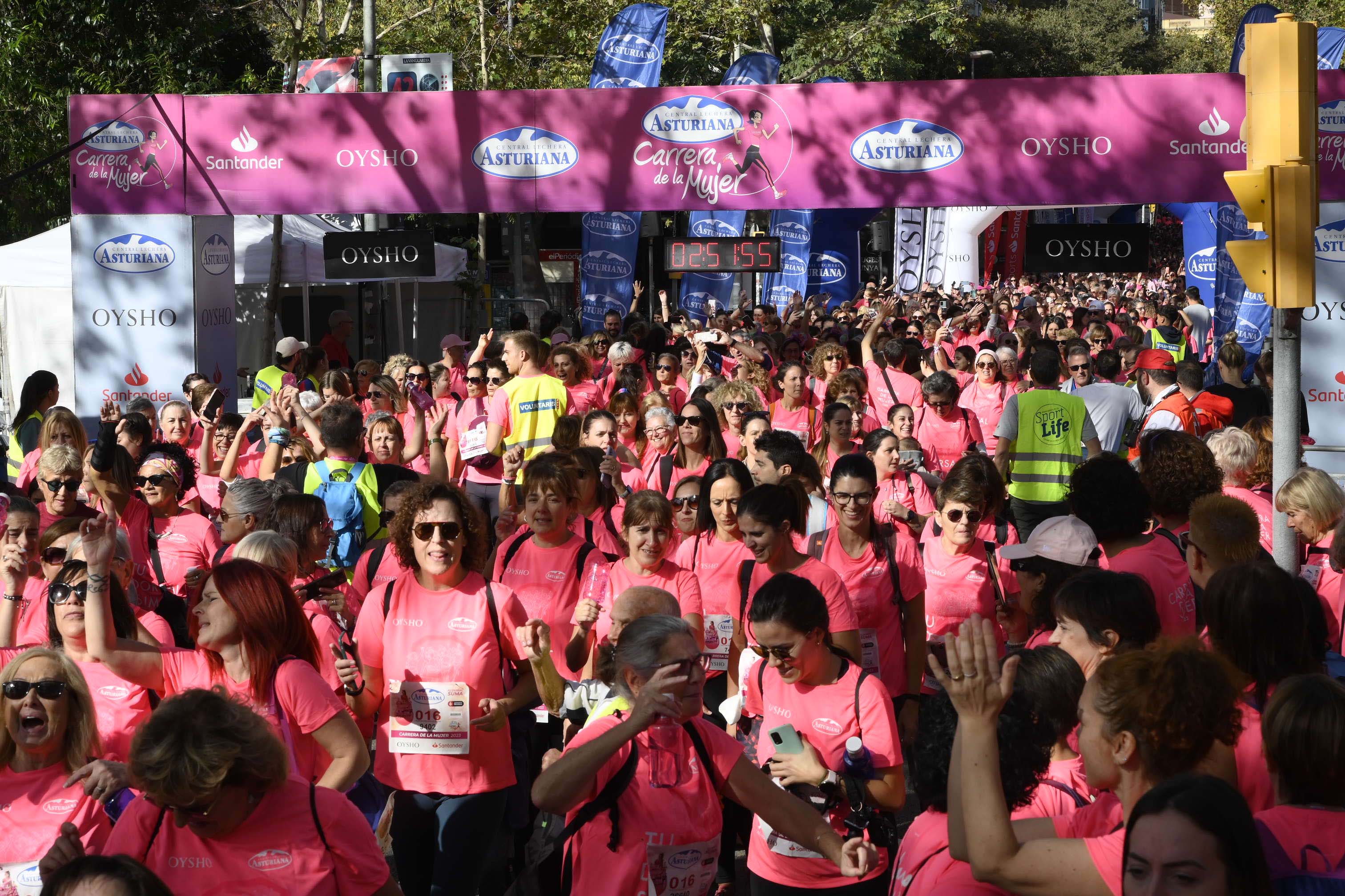 Las mejores fotos de la Carrera de la Mujer de Barcelona 2023. 8059