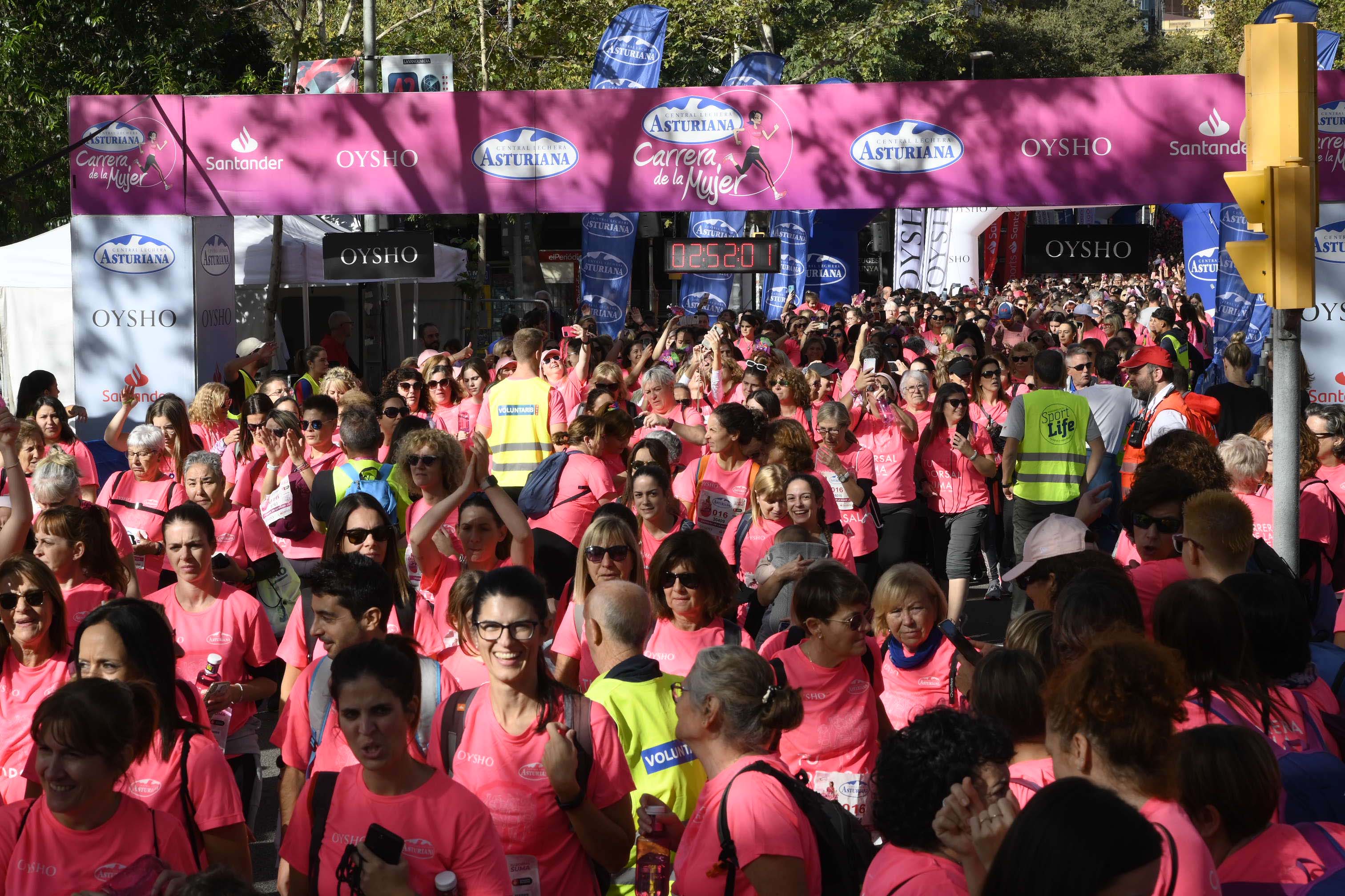 Las mejores fotos de la Carrera de la Mujer de Barcelona 2023. 8062