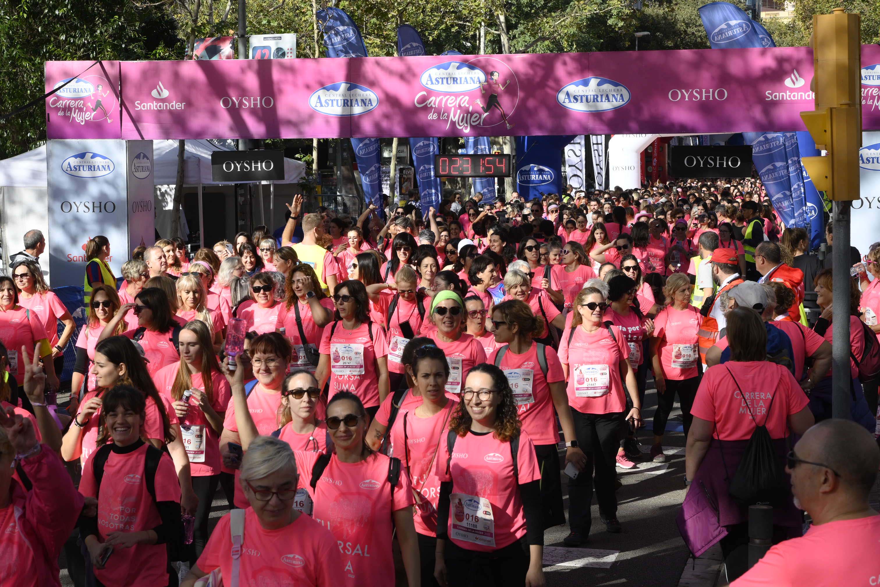Las mejores fotos de la Carrera de la Mujer de Barcelona 2023. 7480