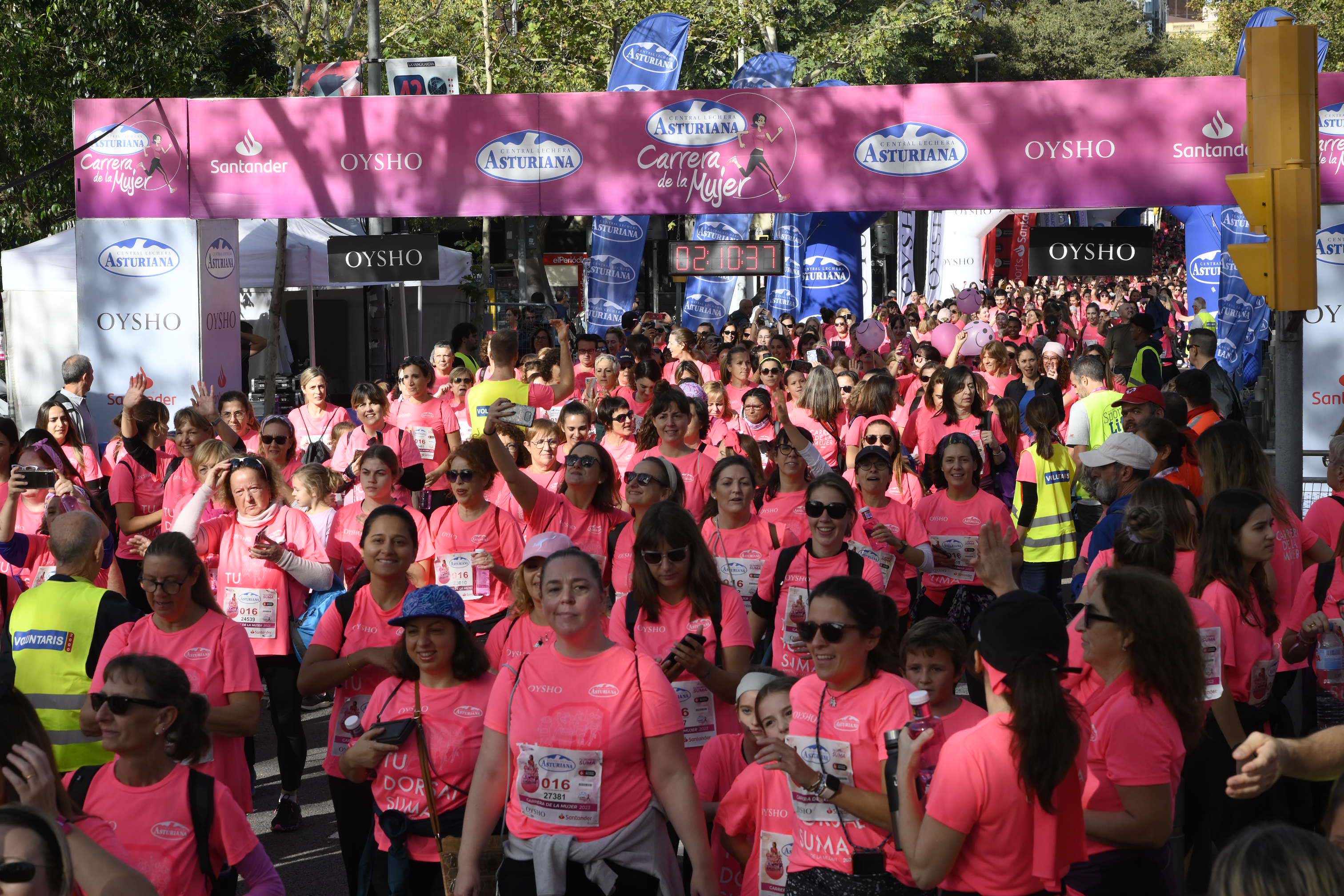 Las mejores fotos de la Carrera de la Mujer de Barcelona 2023. 6876